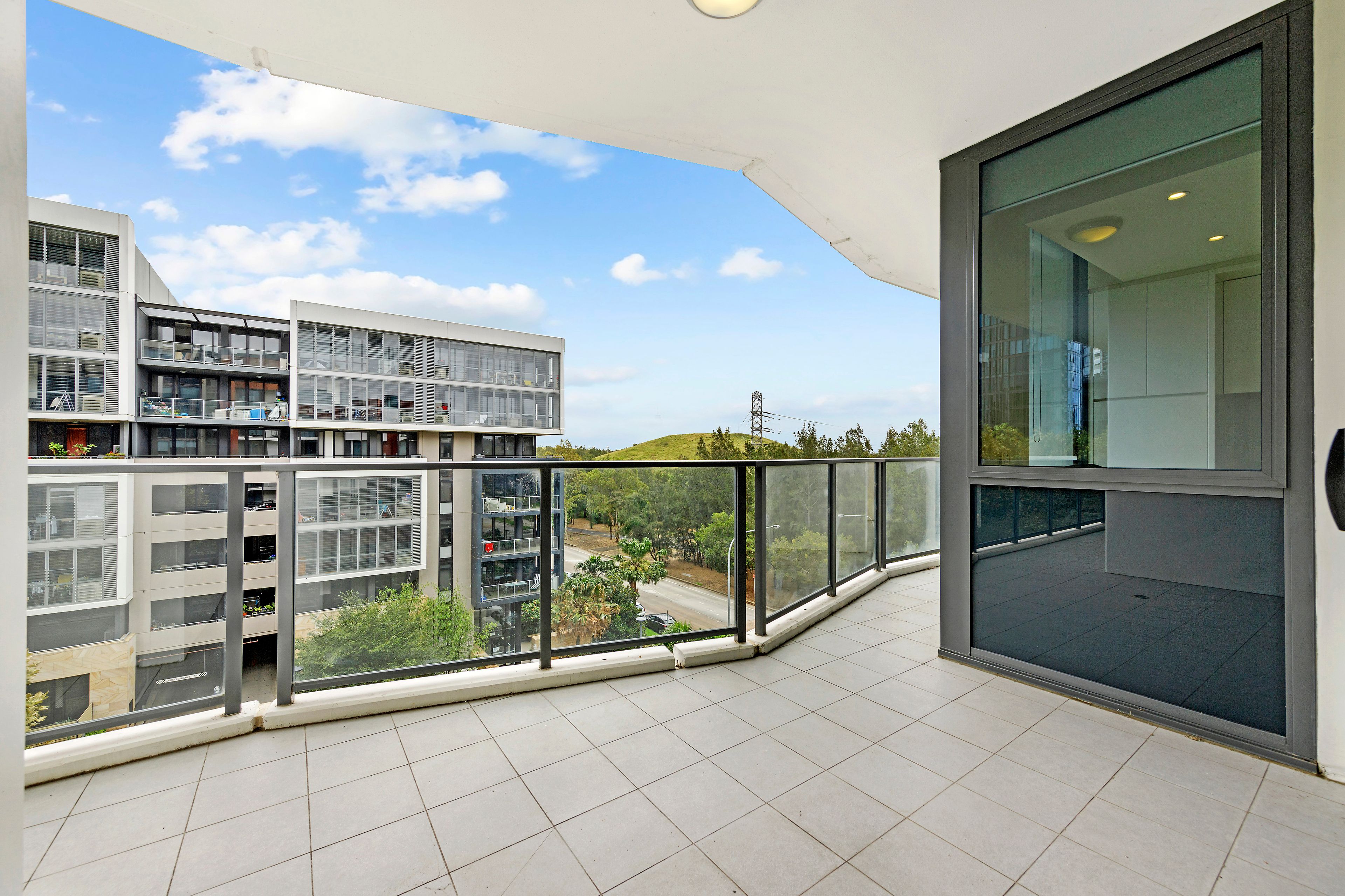 702/51 Hill Road, Wentworth Point, NSW 2127