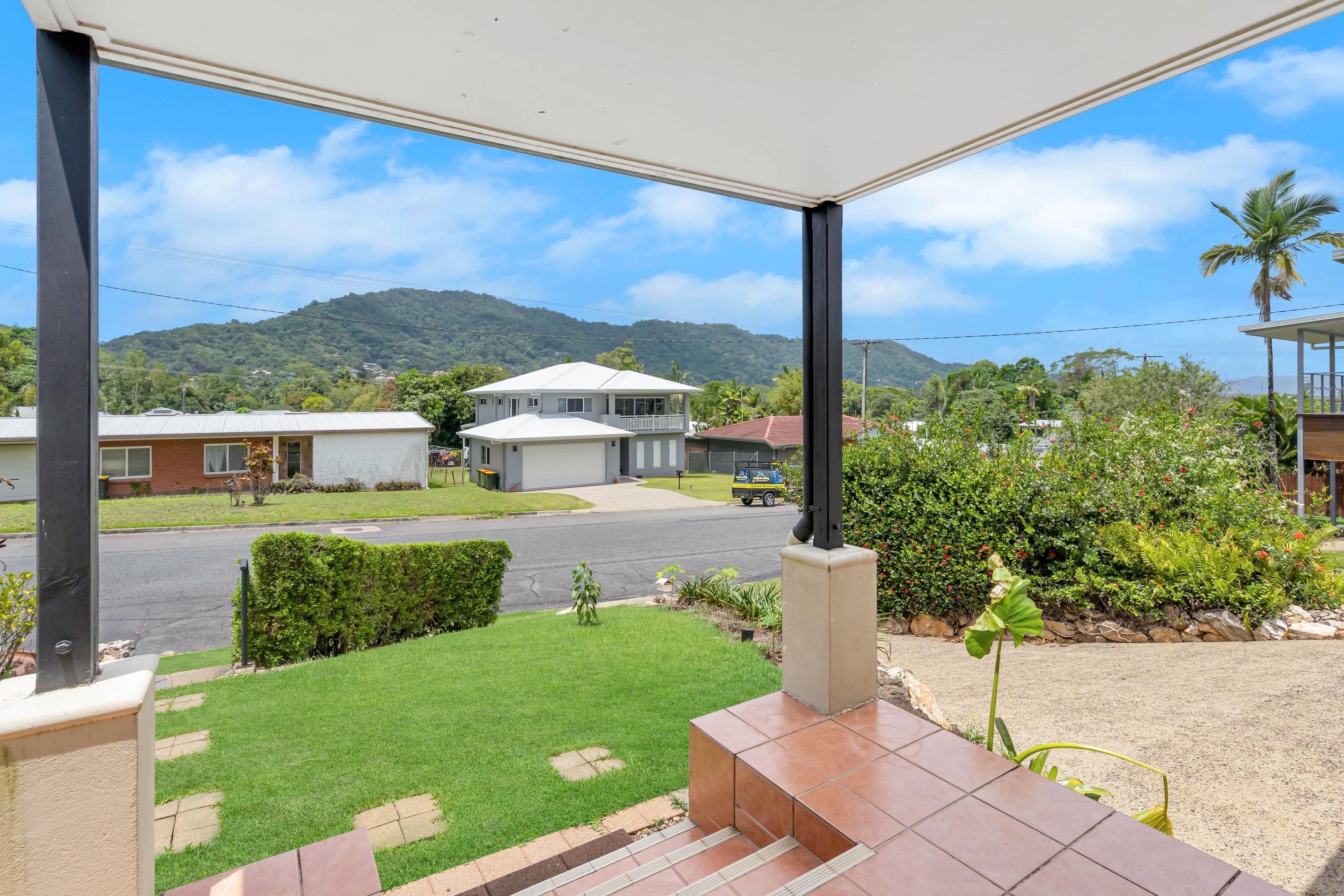 29 Duignan Street, Whitfield, QLD 4870