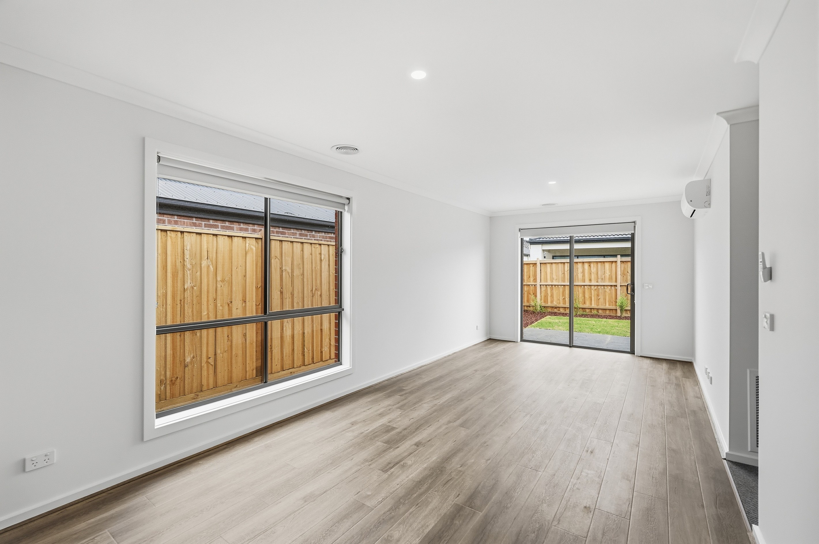 13 Nadeen Road, Mambourin, VIC 3024