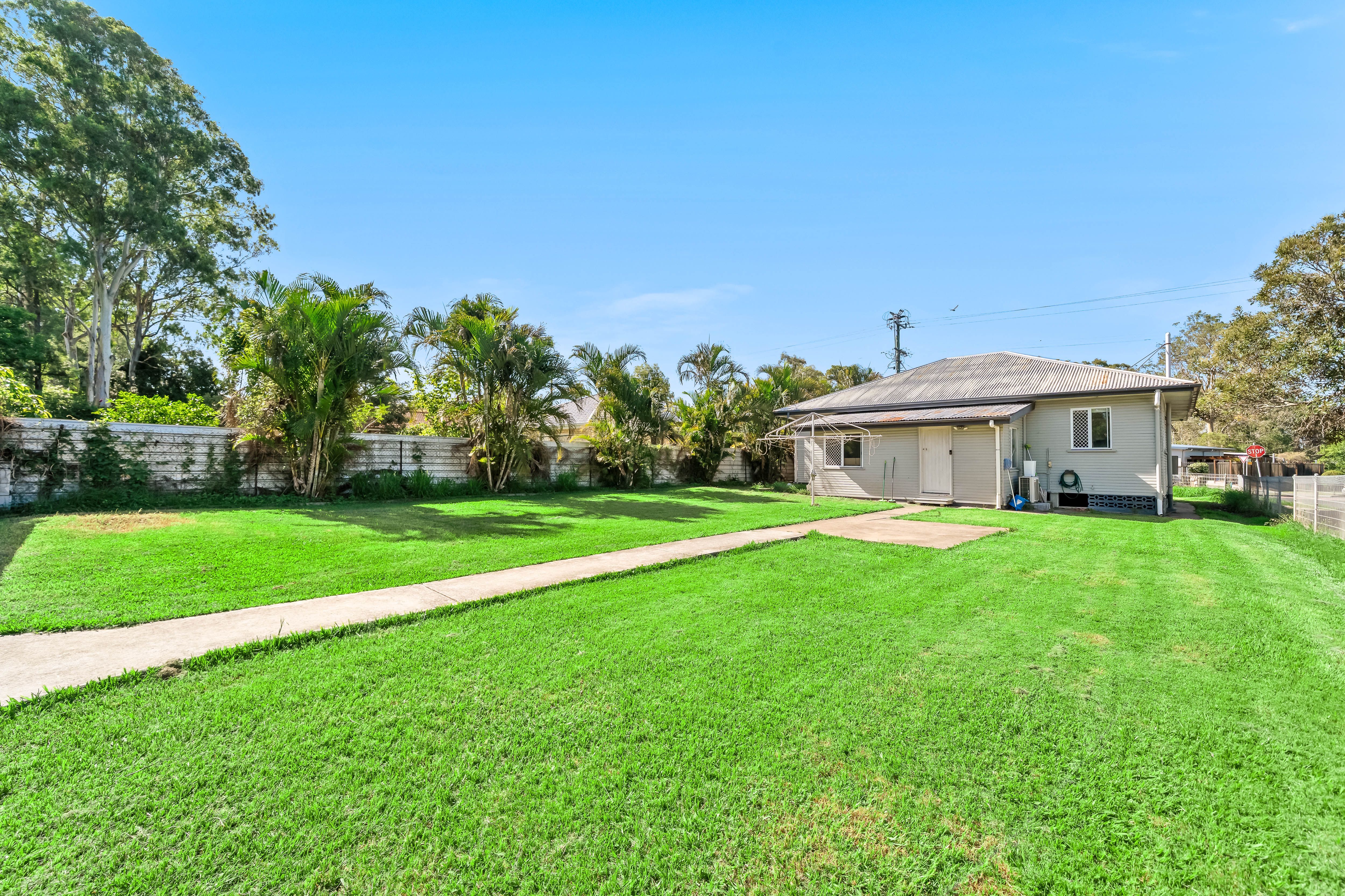 68 Smiths Road, Goodna, QLD 4300