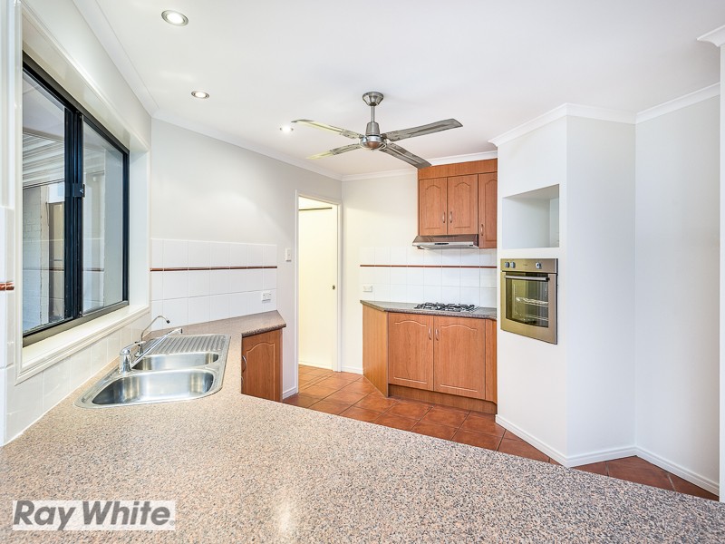 27 Grampion Circuit, North Lakes, QLD 4509