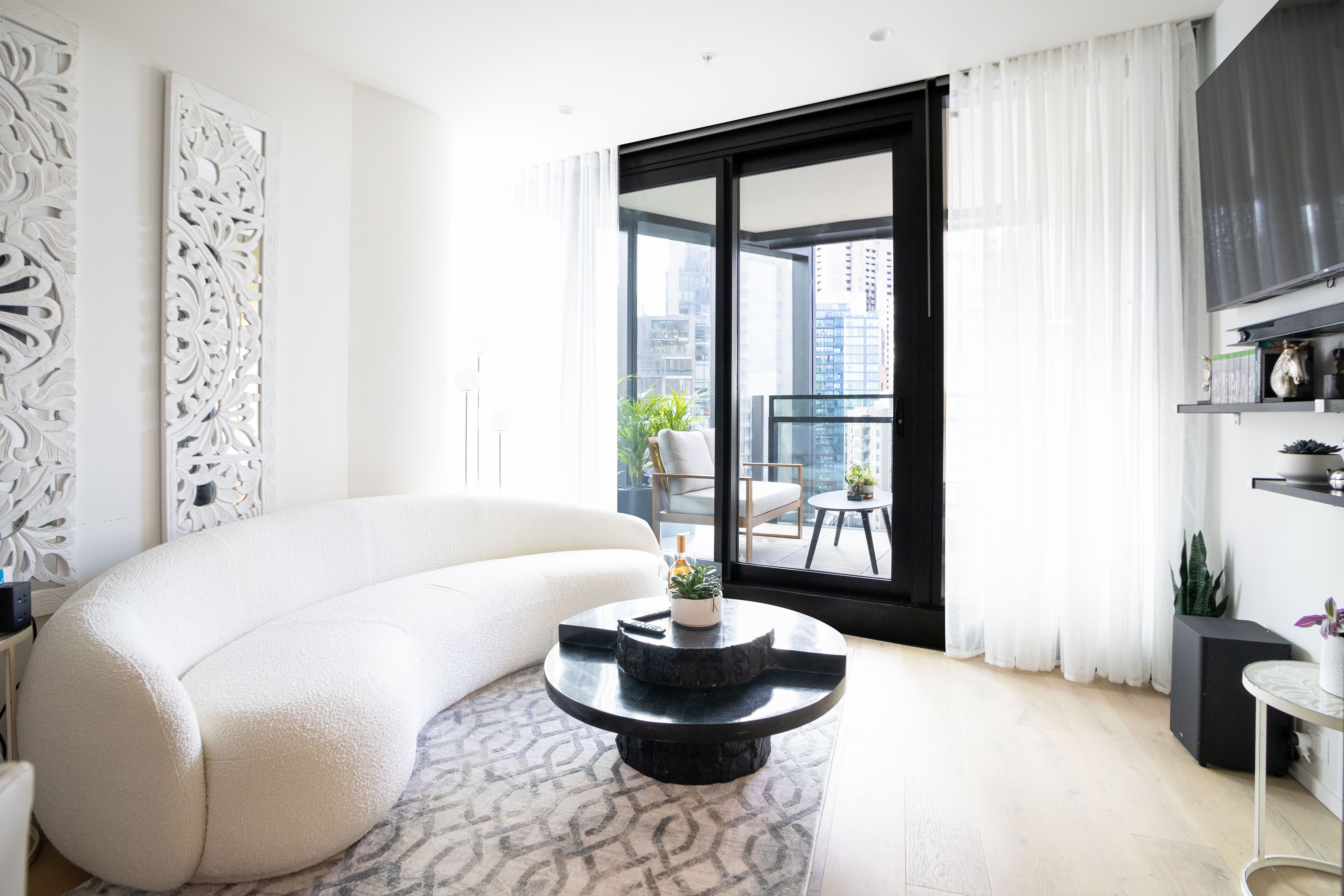 2111/18 Hoff Boulevard, Southbank, VIC 3006
