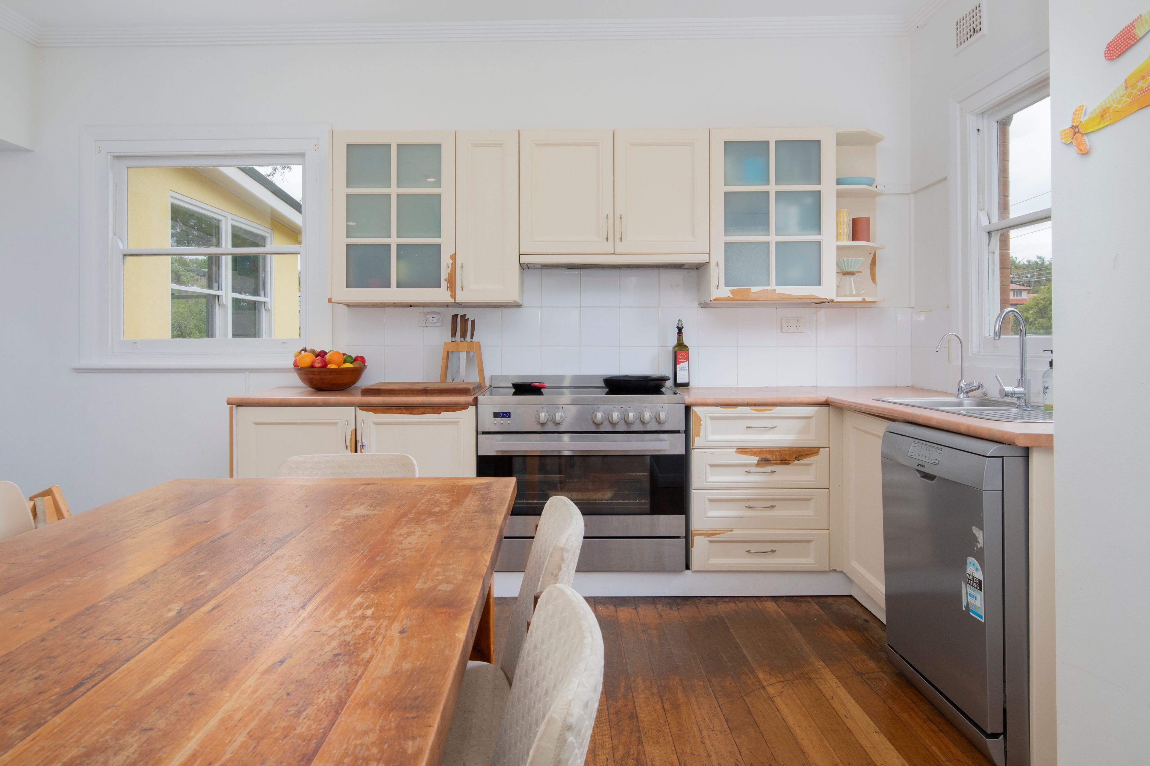 38 Kahibah Road — photo 7 of 15