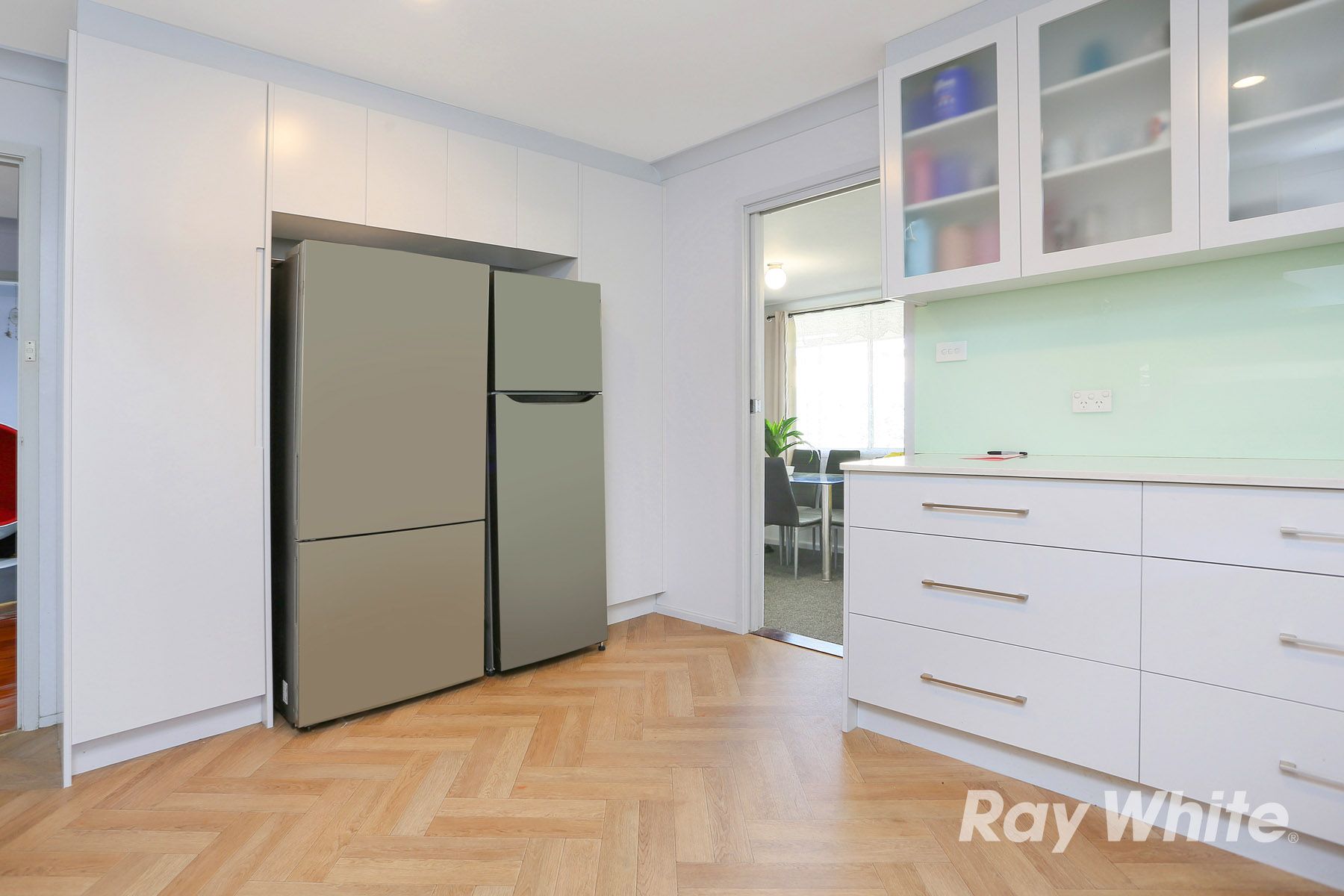 6 Denzil Avenue — photo 6 of 12