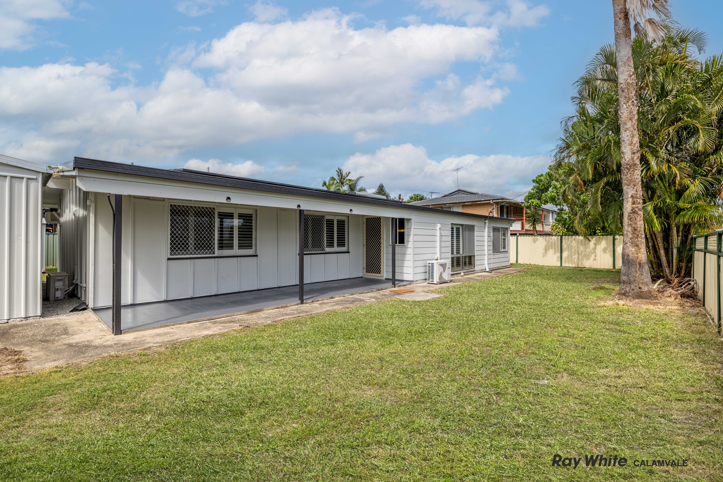 228 Middle Road, Boronia Heights, QLD 4124