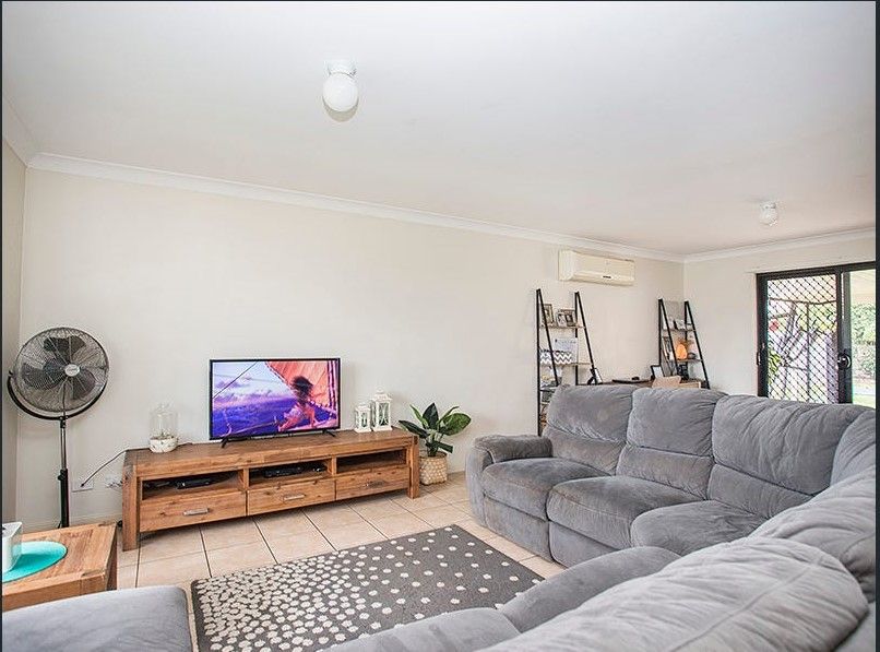 8 Cherrytree Crescent, Upper Caboolture, QLD 4510