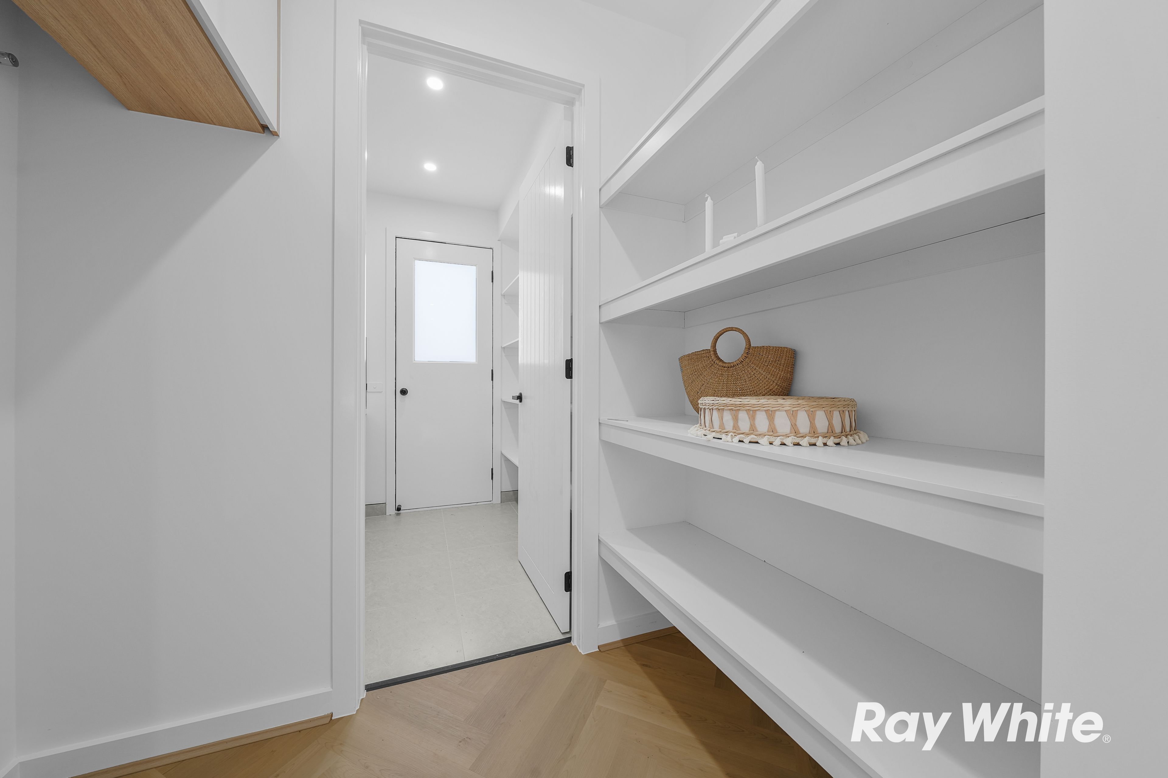 41 Batehaven Crescent — photo 6 of 21