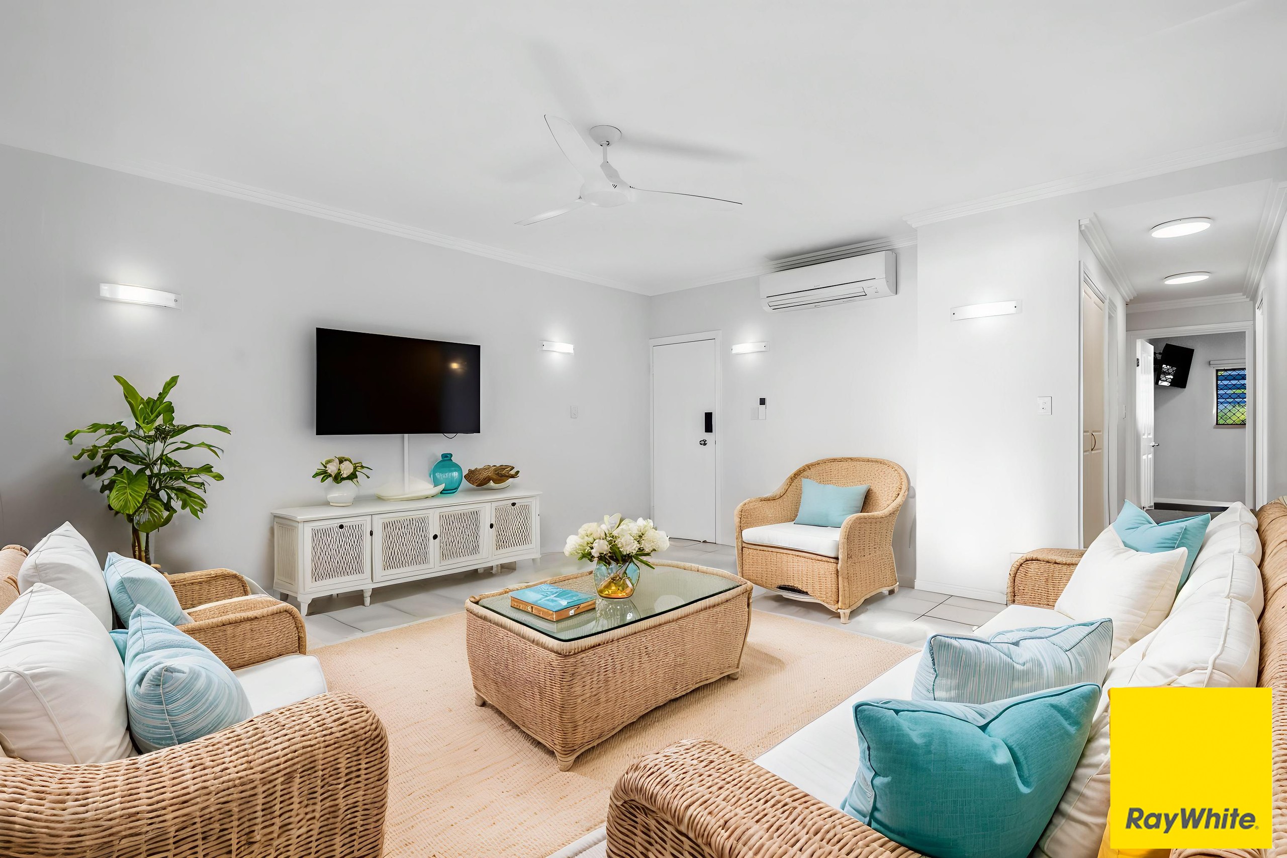 2/96 Moore Street, Trinity Beach, QLD 4879