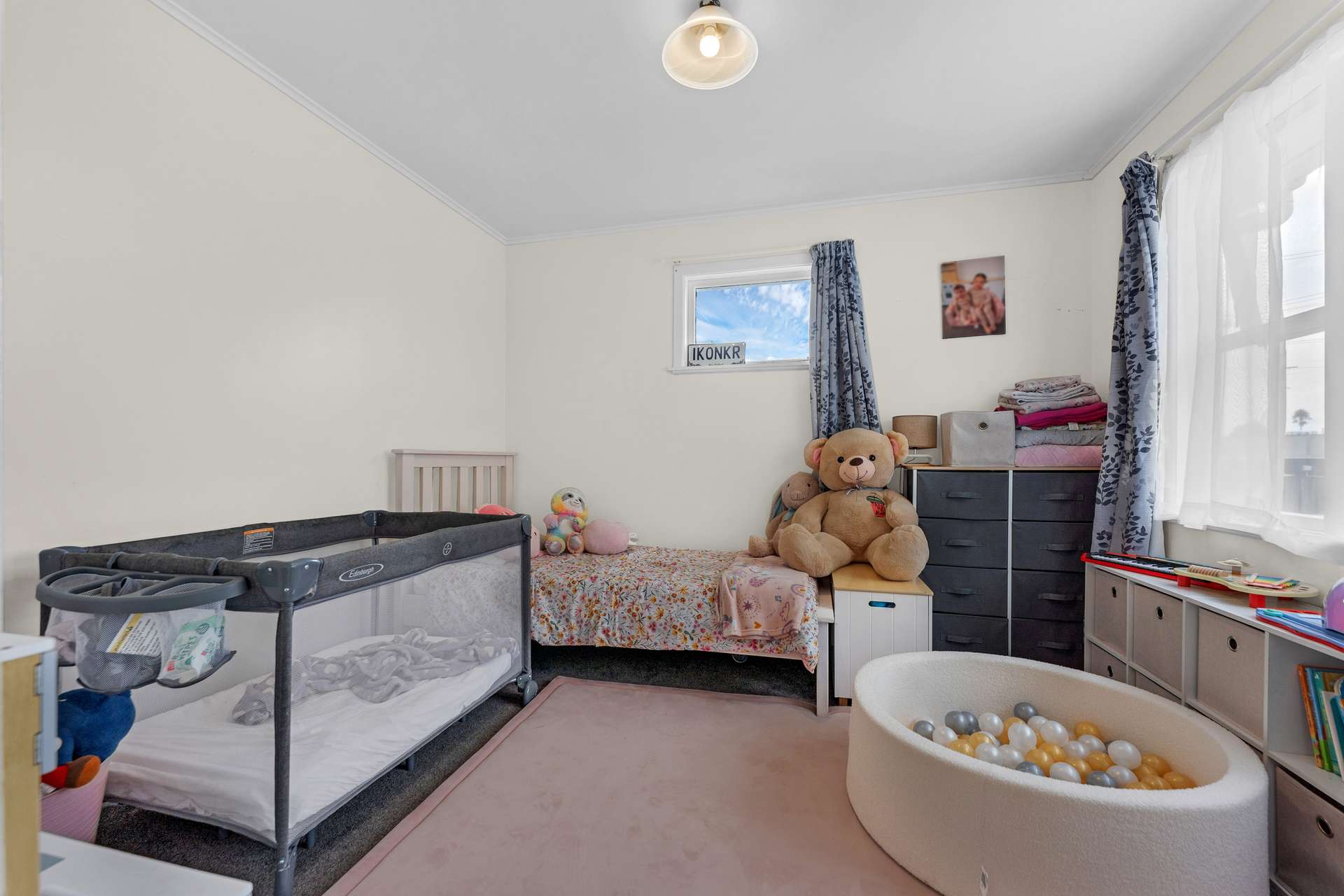 65 Greenmeadows Avenue photo 7
