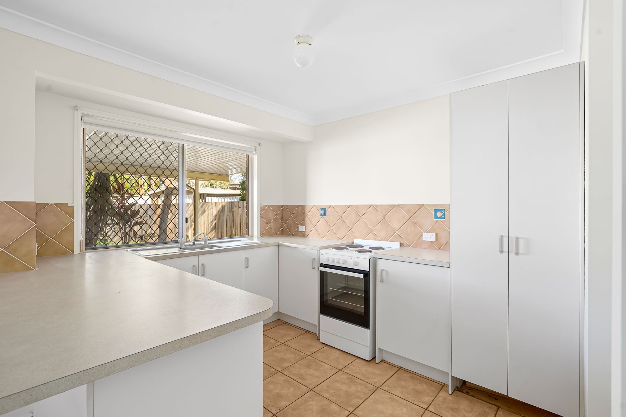 7 Glendon Court, Kallangur, QLD 4503