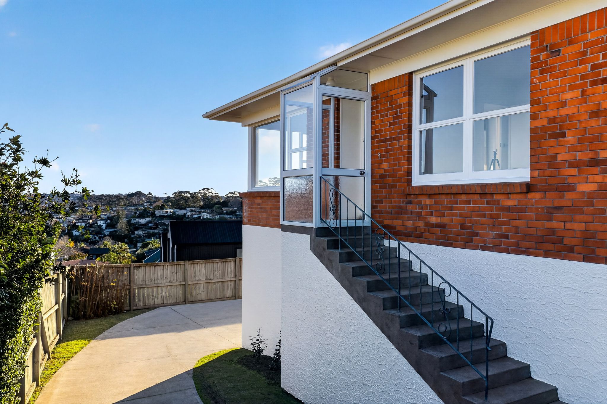 5/174 East Coast Road, Forrest Hill, North Shore City