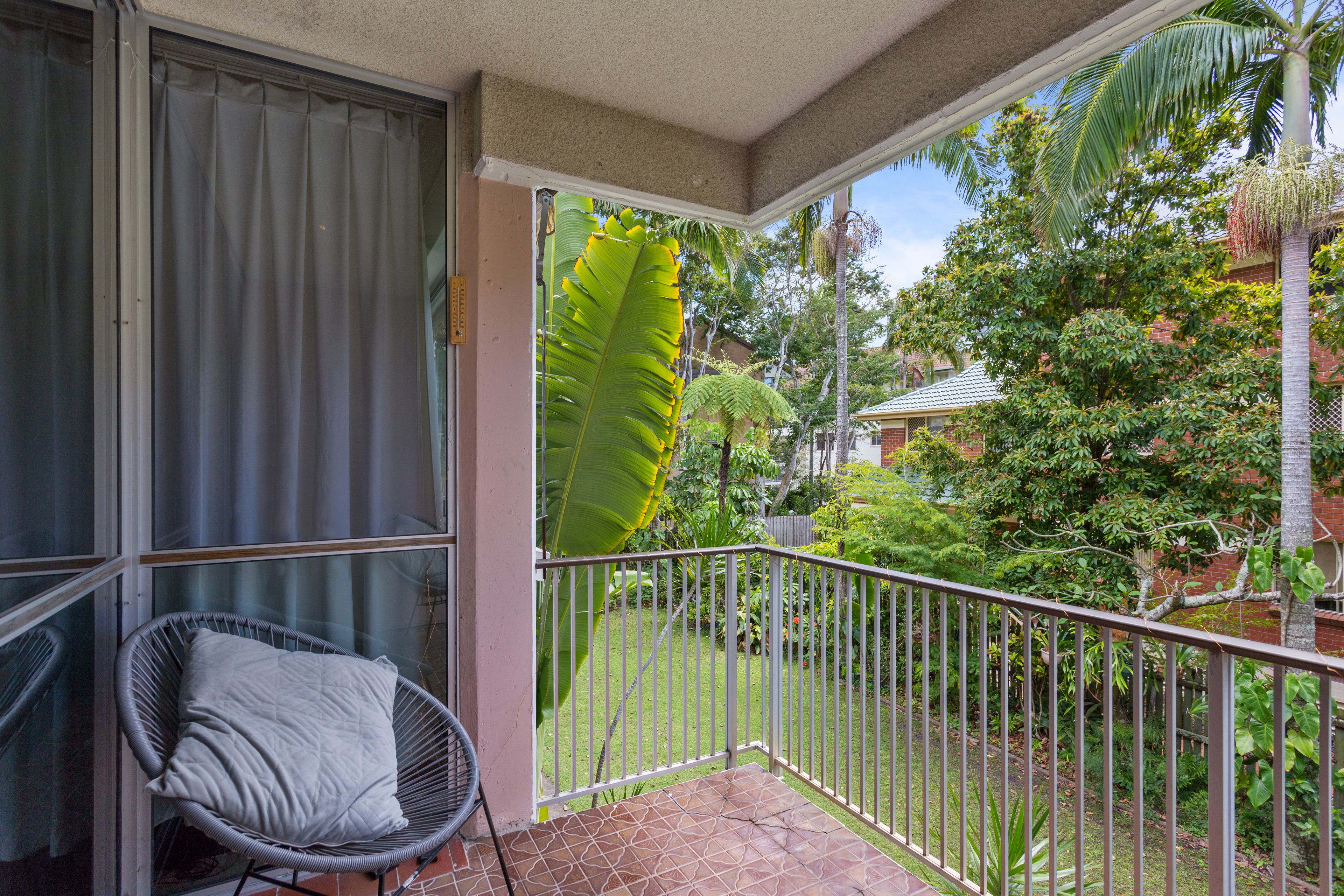 4/64 Bauer Street, Southport, QLD 4215