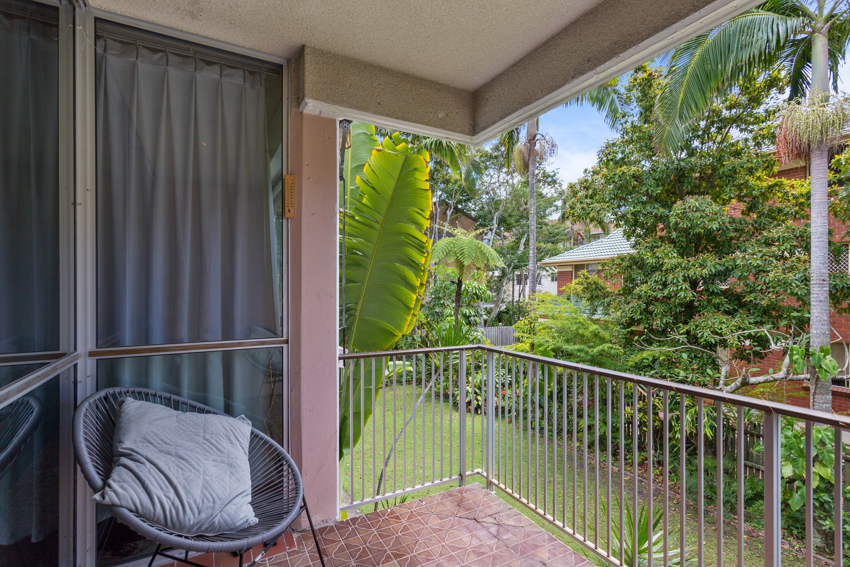 4/64 Bauer Street, Southport, QLD 4215