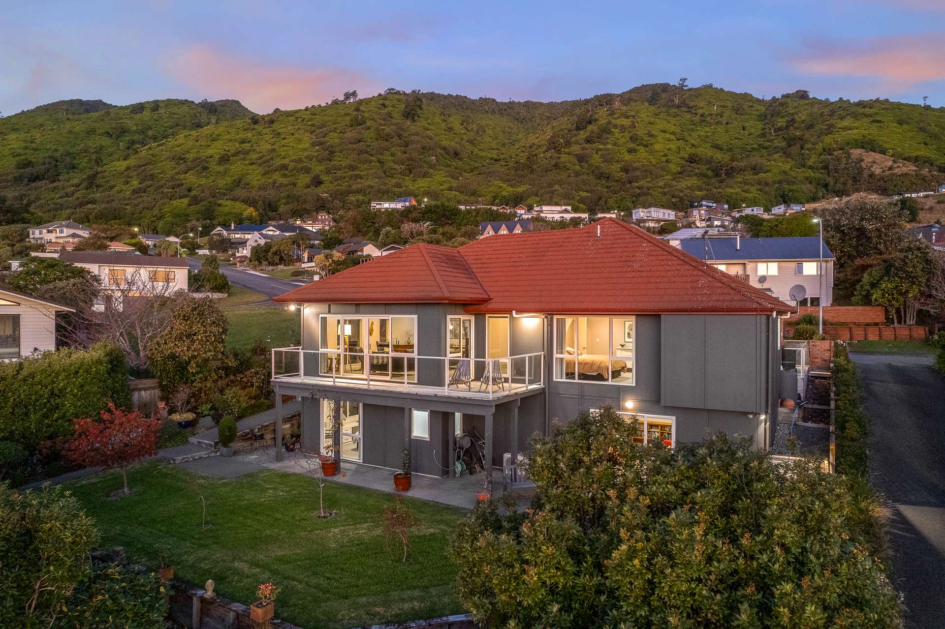 152 Winara Avenue photo 30