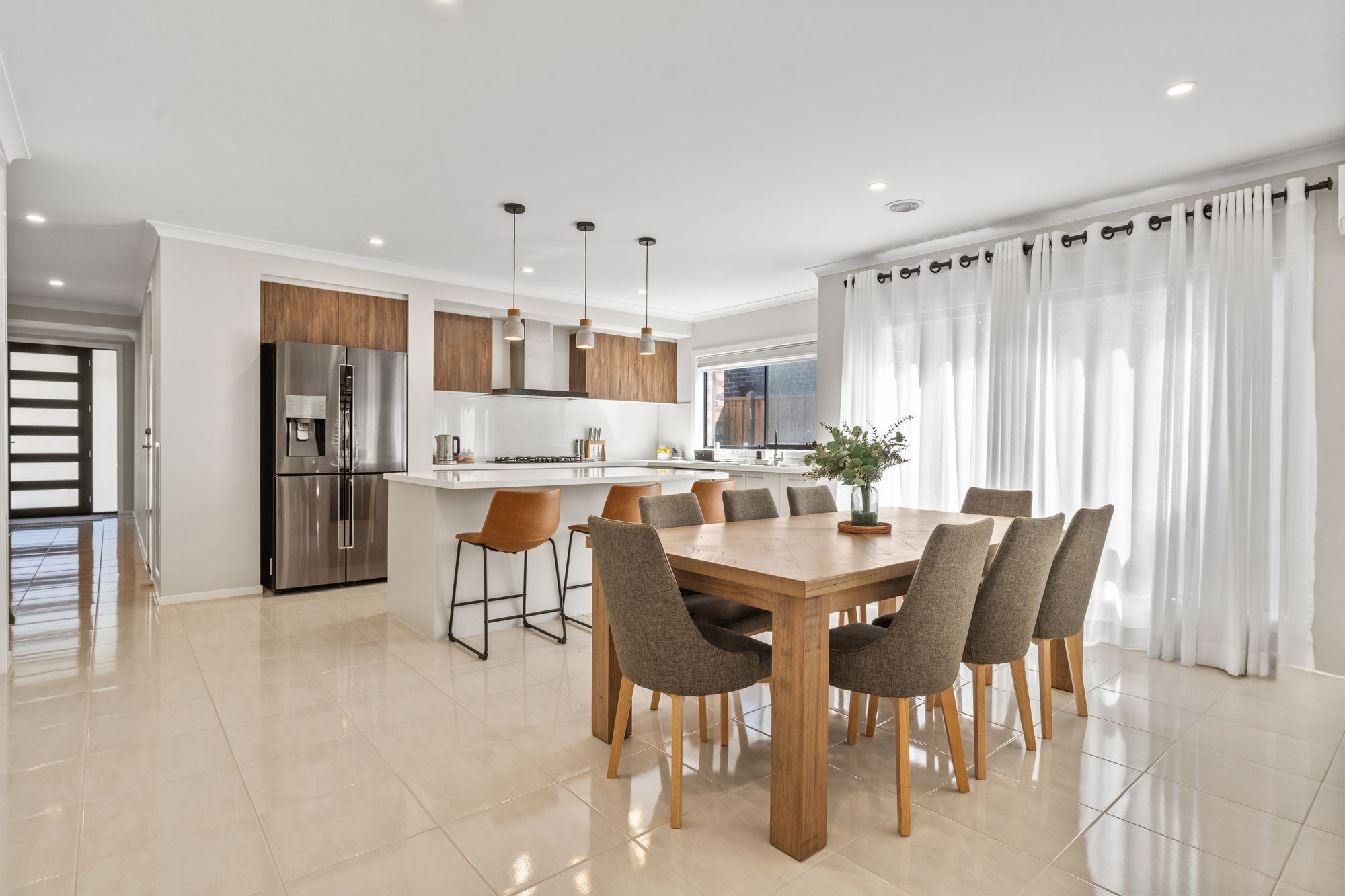 12 Huskie Street, Clyde North, VIC 3978