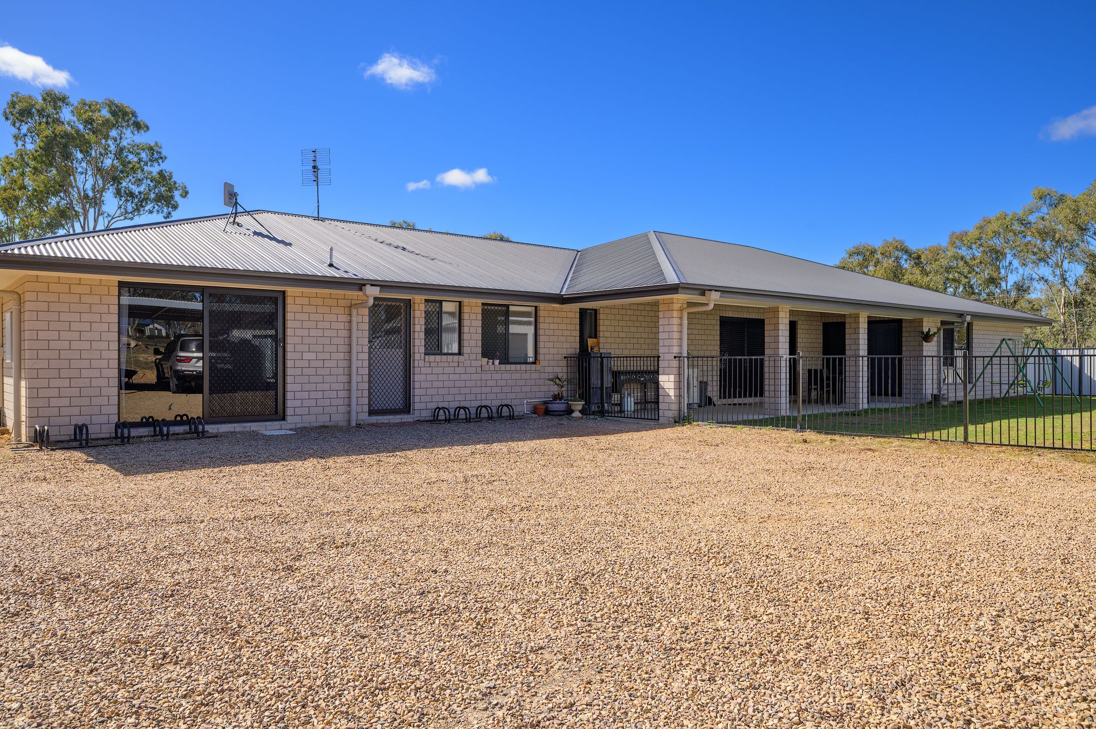 89 Nanango Brooklands Road — photo 20 of 28