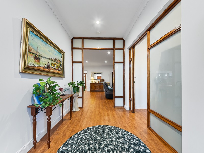 28 Picasso Crescent, Carseldine, QLD 4034