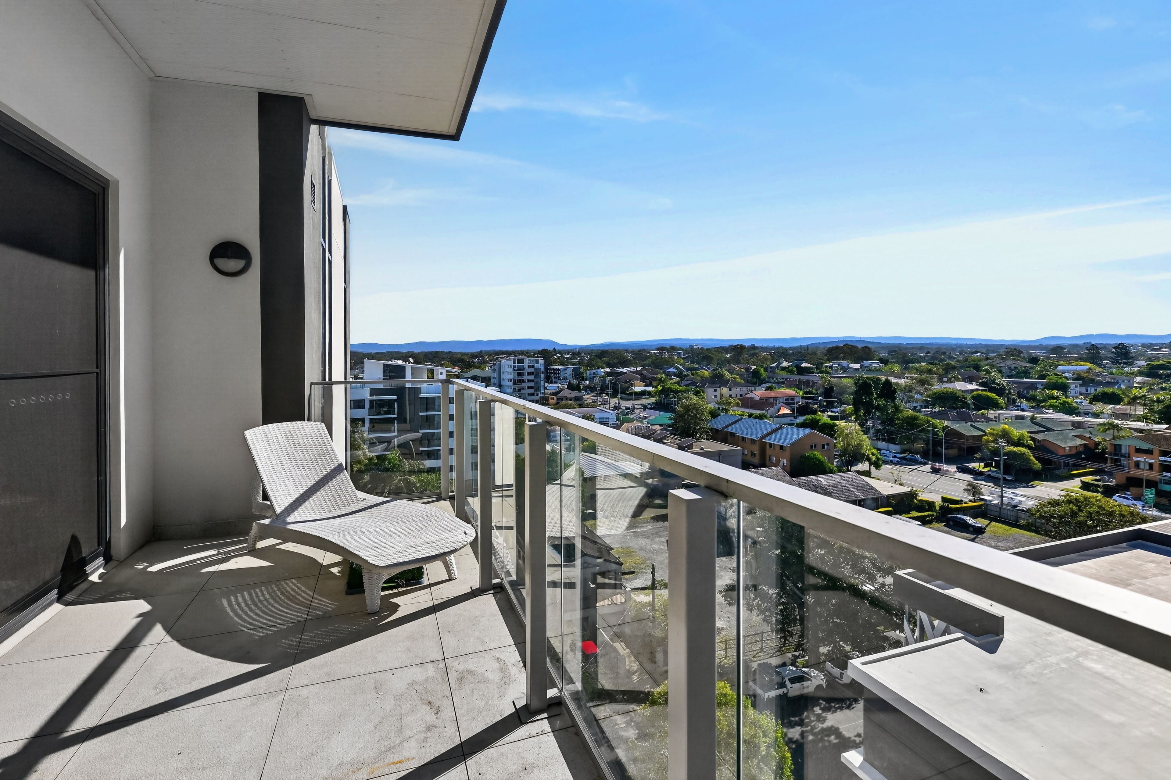 806/11 Norman Street — photo from Ray White Advantage