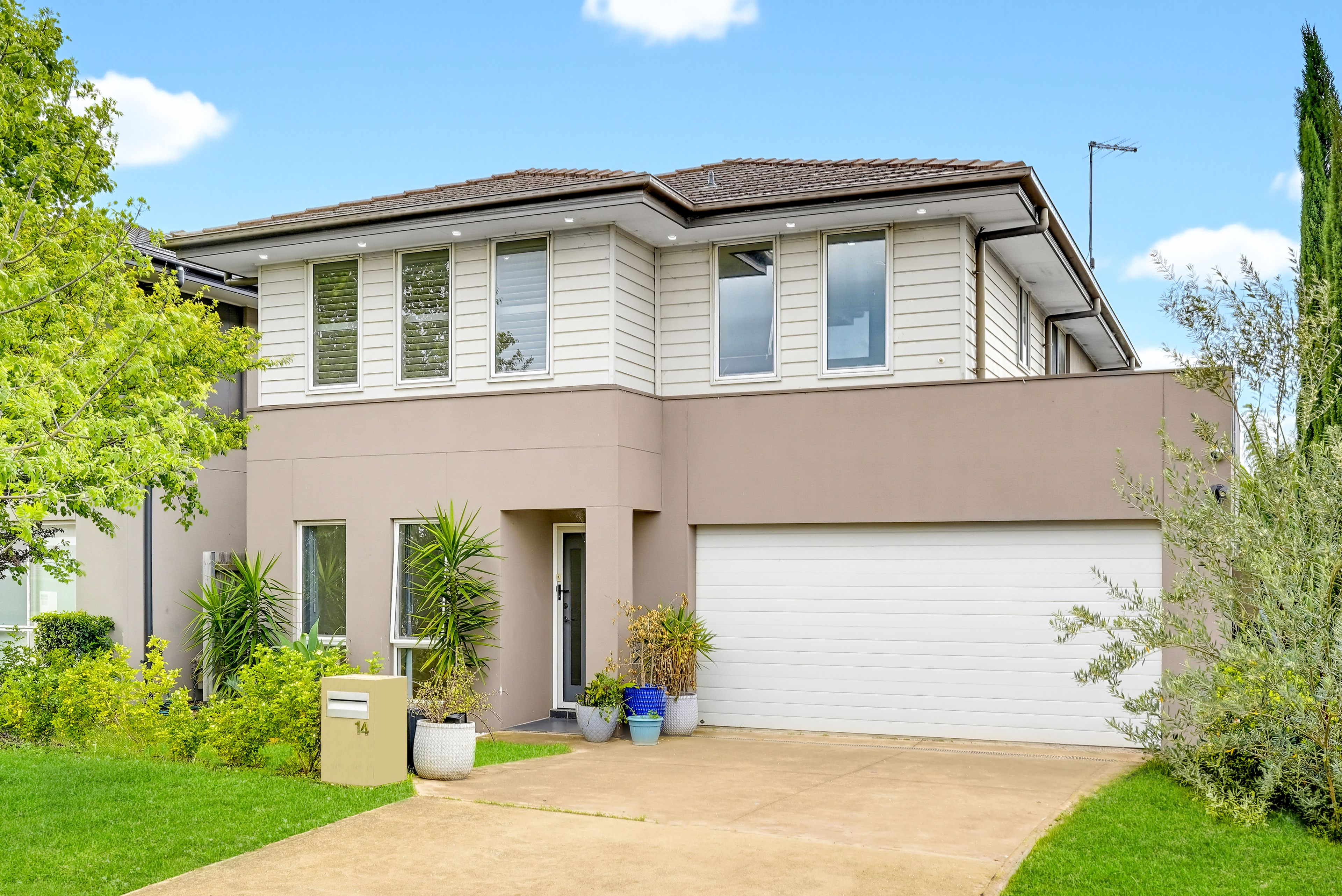 14 Waterloo Street — photo from Ray White Beaumont Hills