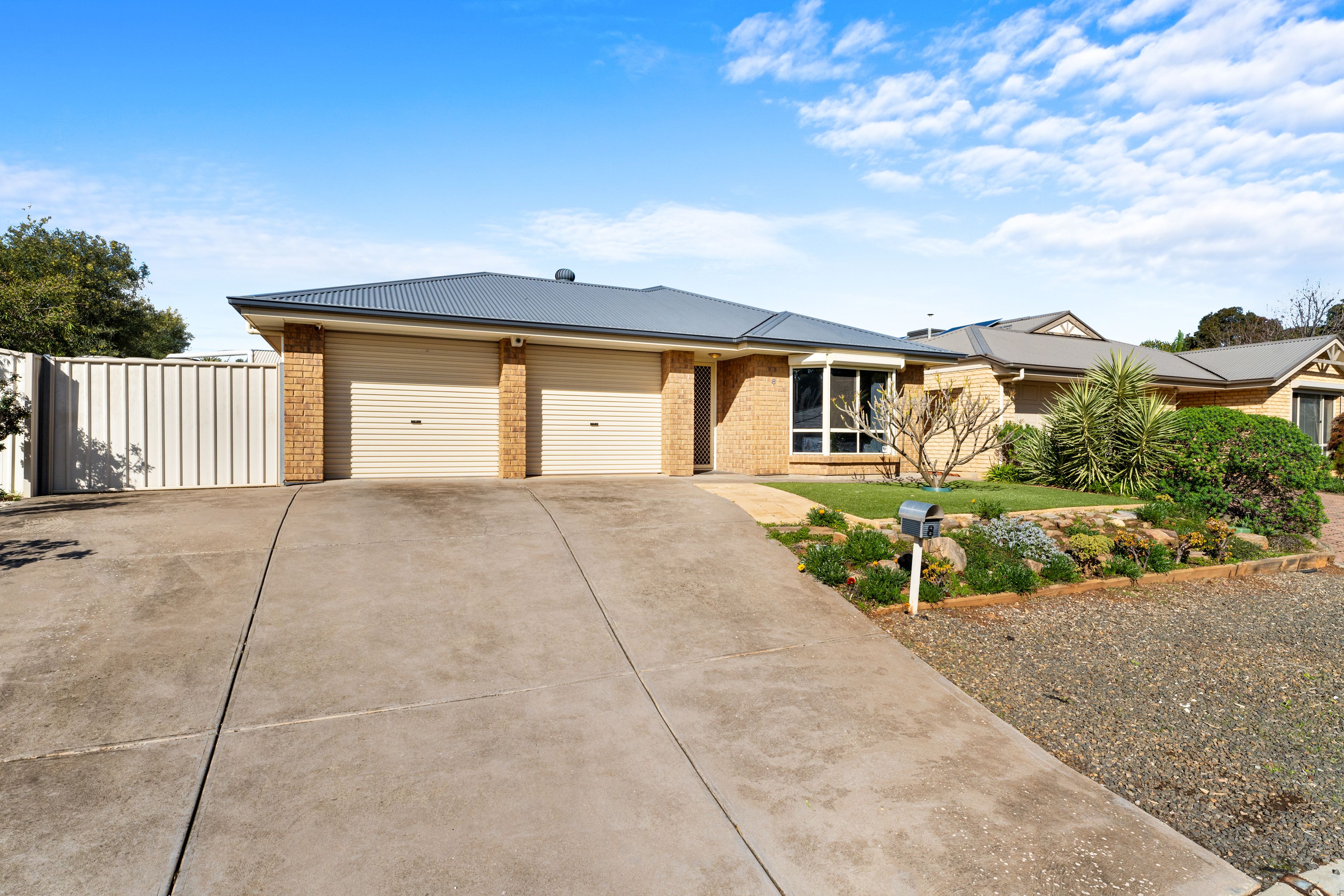 8 Arcadia Drive, Smithfield, SA 5114