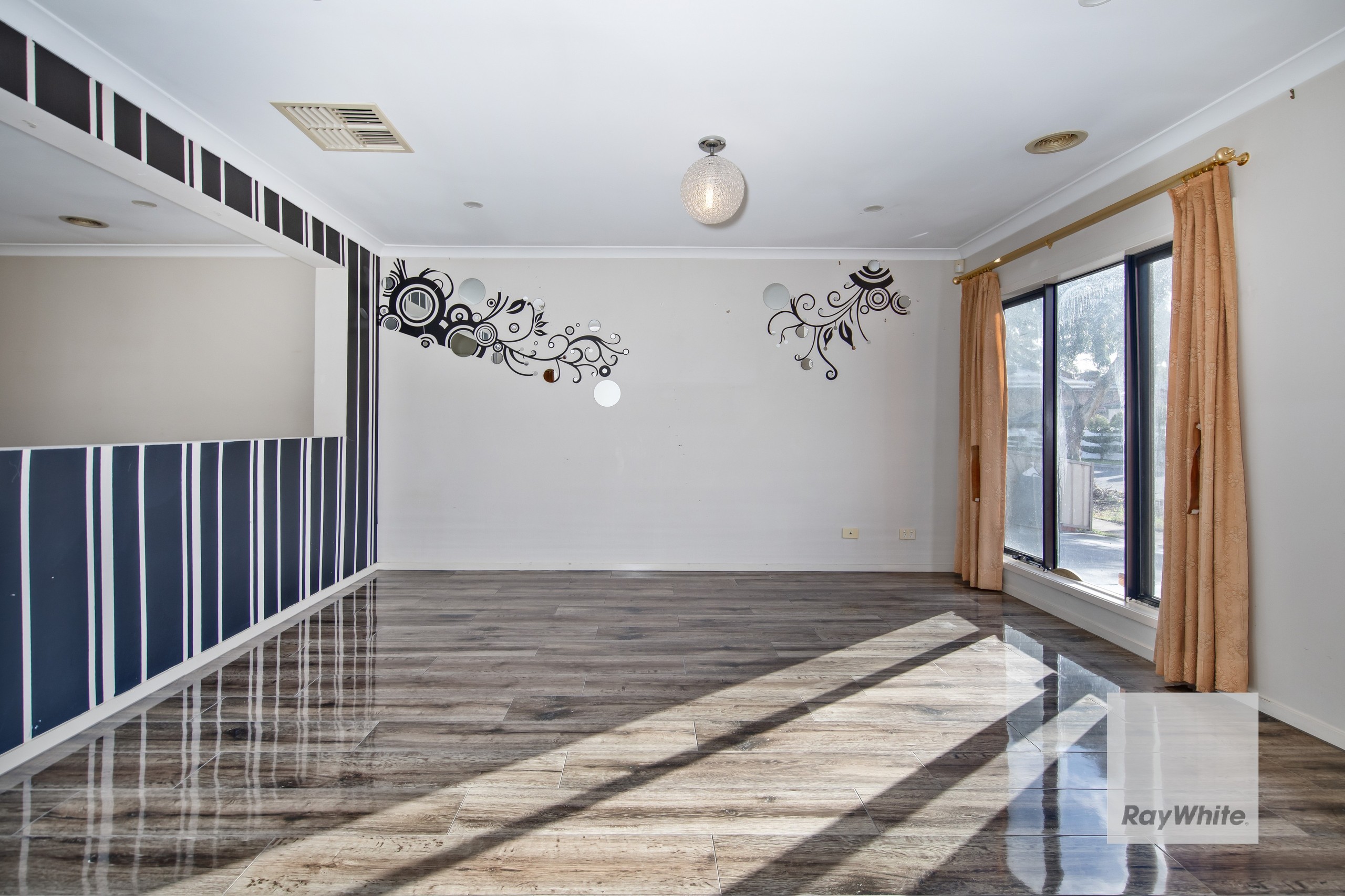 8 Gurrin Road, Cairnlea, VIC 3023