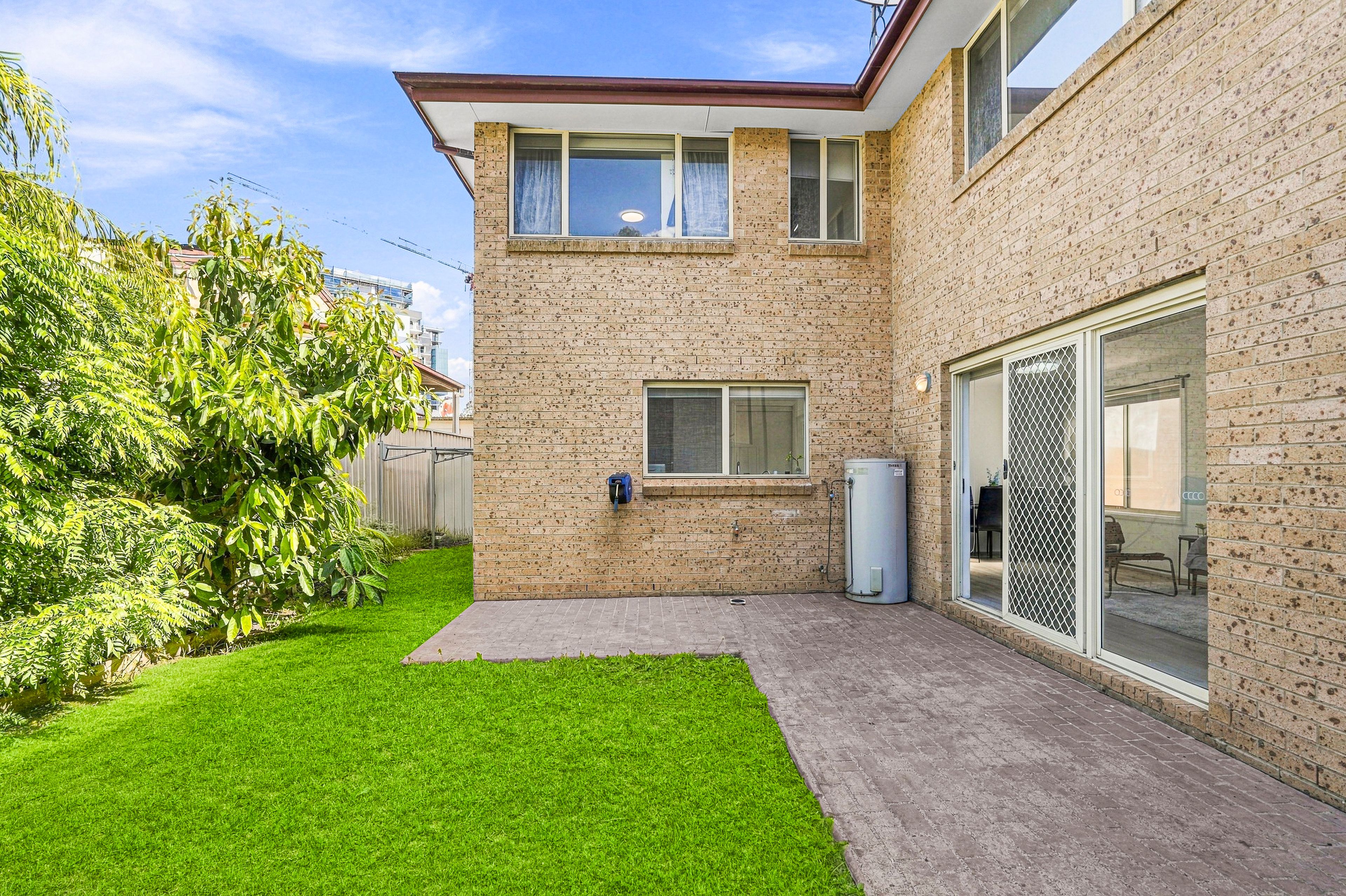 3/50 Hythe Street — photo 10 of 15