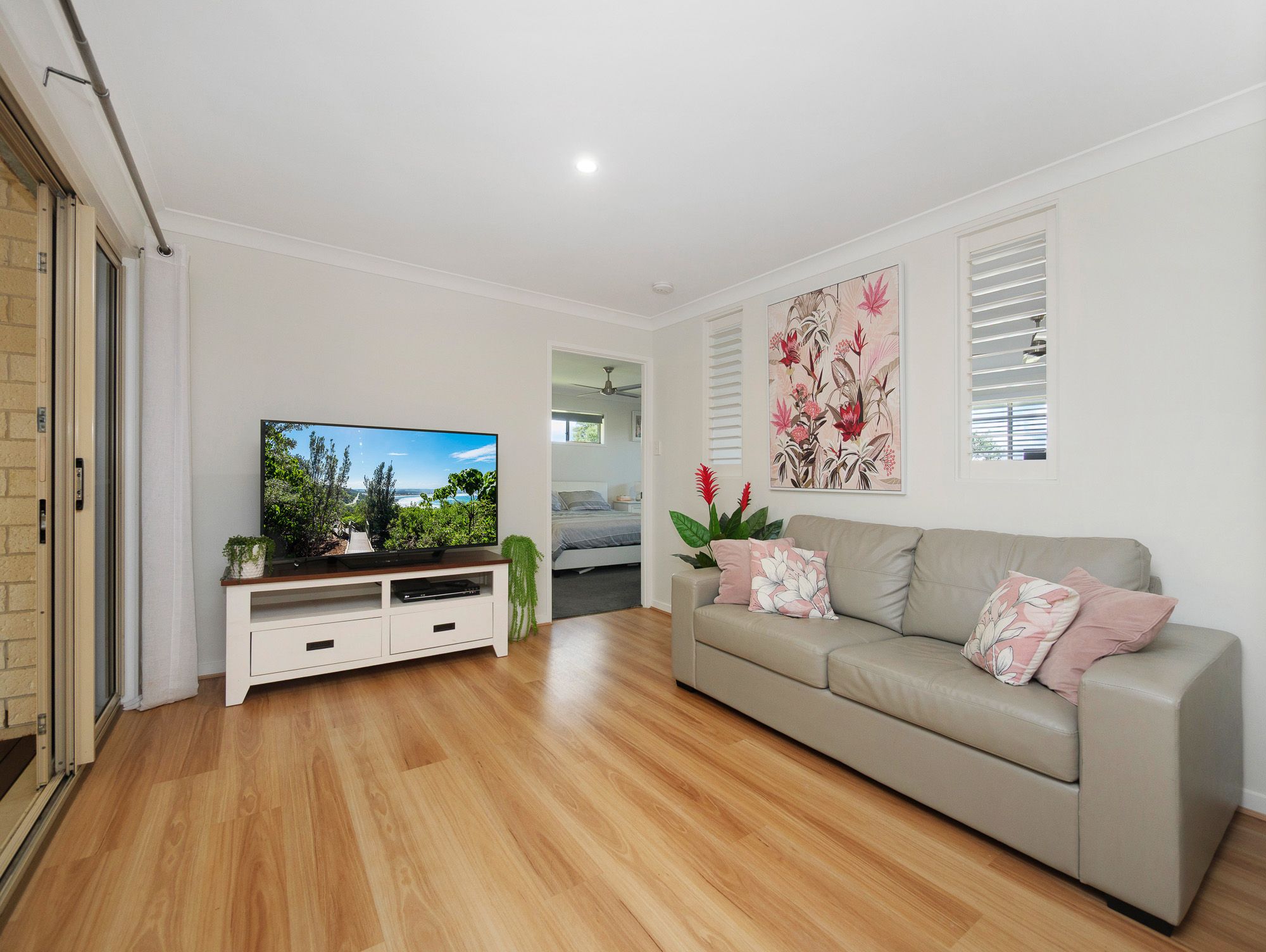 40 Waratah Way — photo 10 of 20