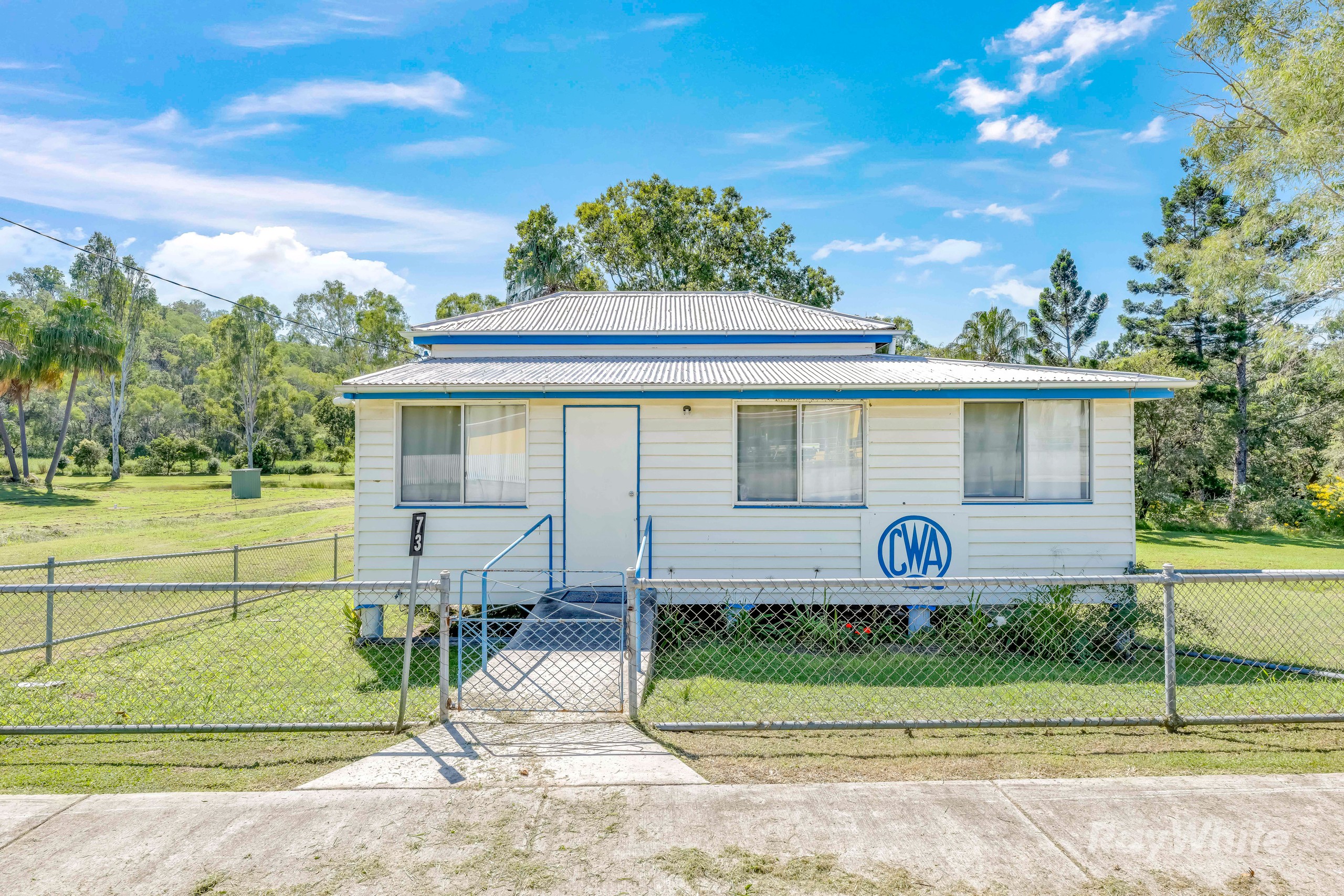 73 Heusman Street, Mount Perry, QLD 4671