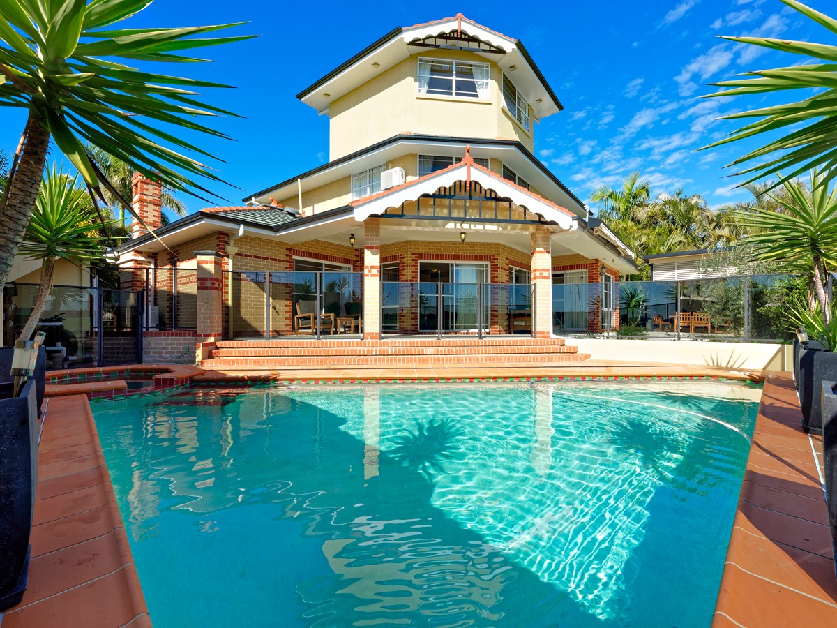 27 Constance Court, Newport, QLD 4020