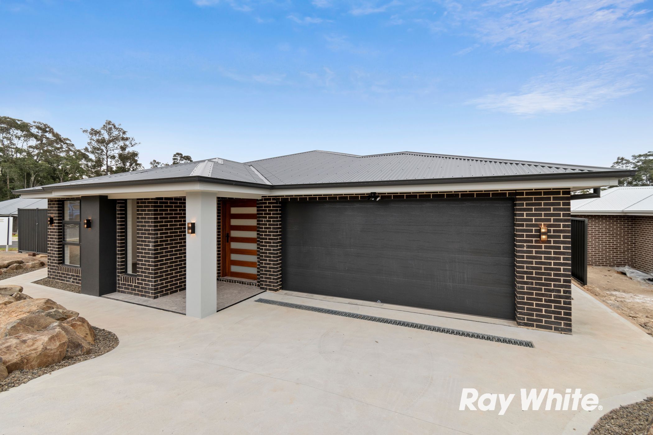 37 Freycinet Drive, Sunshine Bay NSW 2536