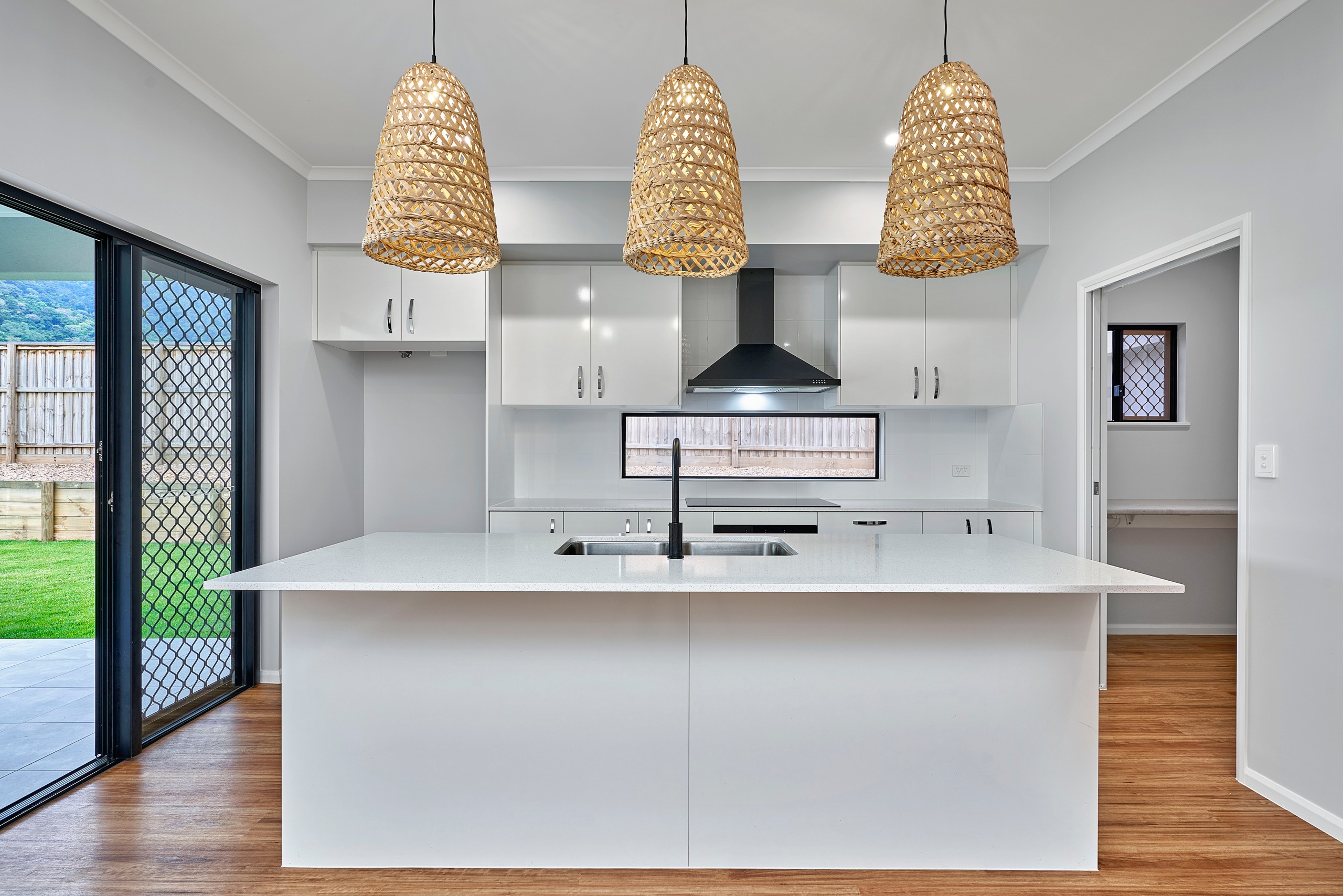 5 Kahili Crescent, Bentley Park, QLD 4869