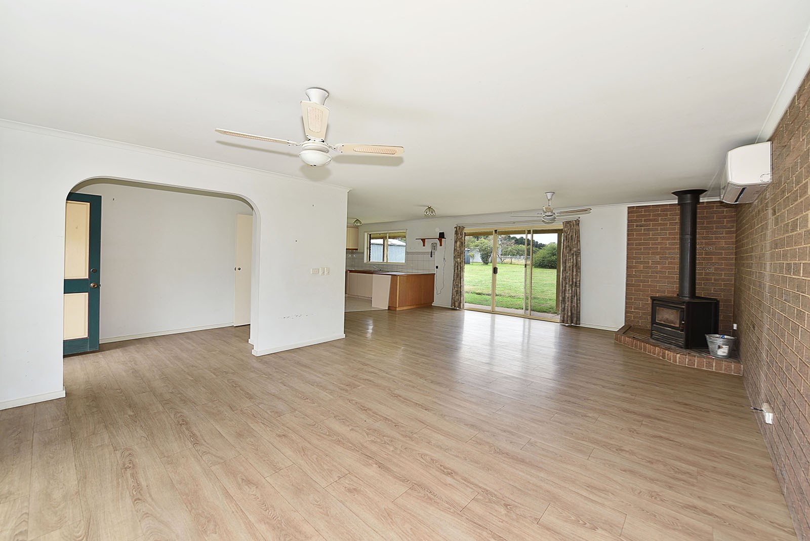 2 Toomeys Lane, Chintin, VIC 3756