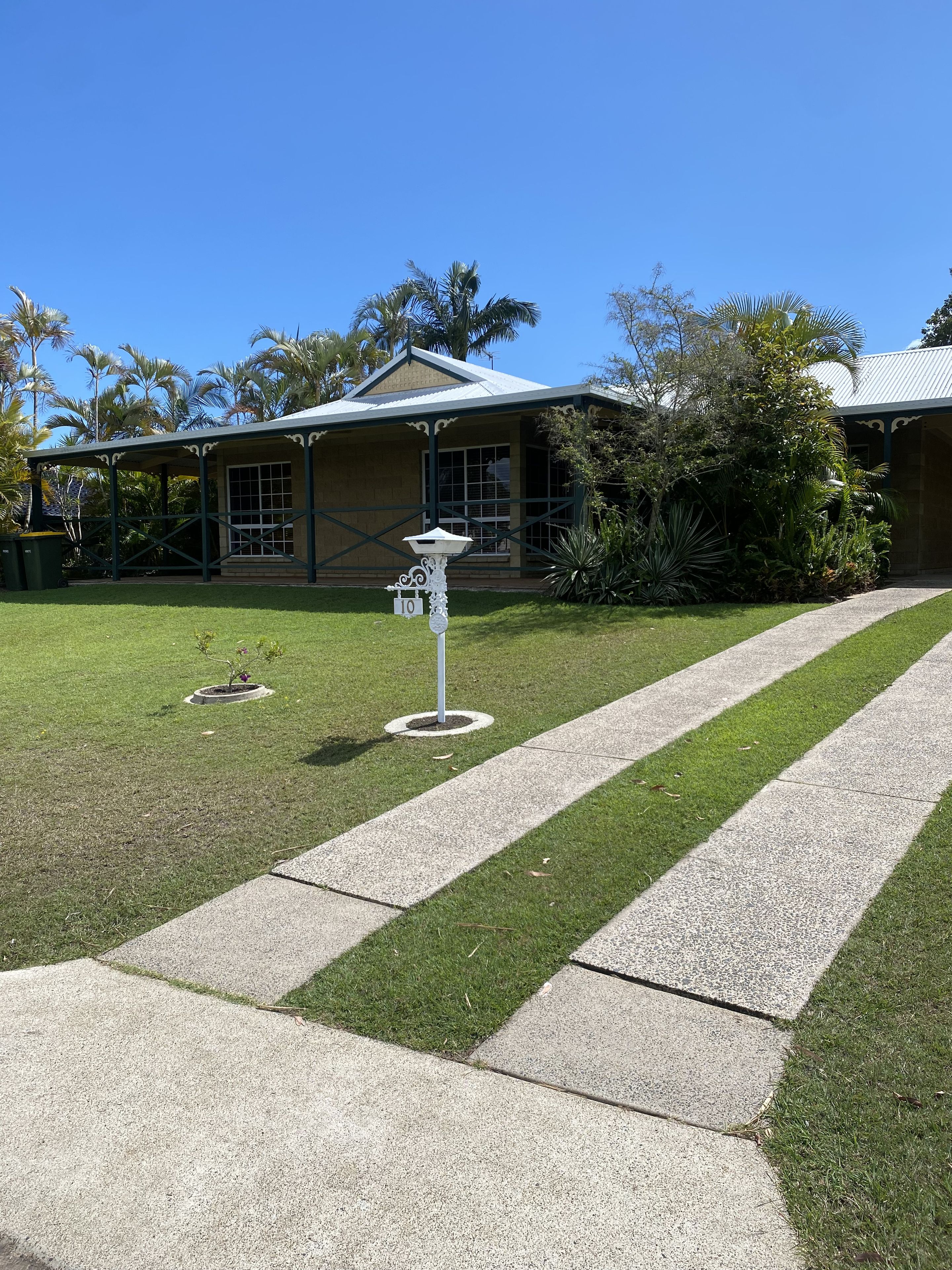 10 Glen Court, Point Vernon, QLD 4655