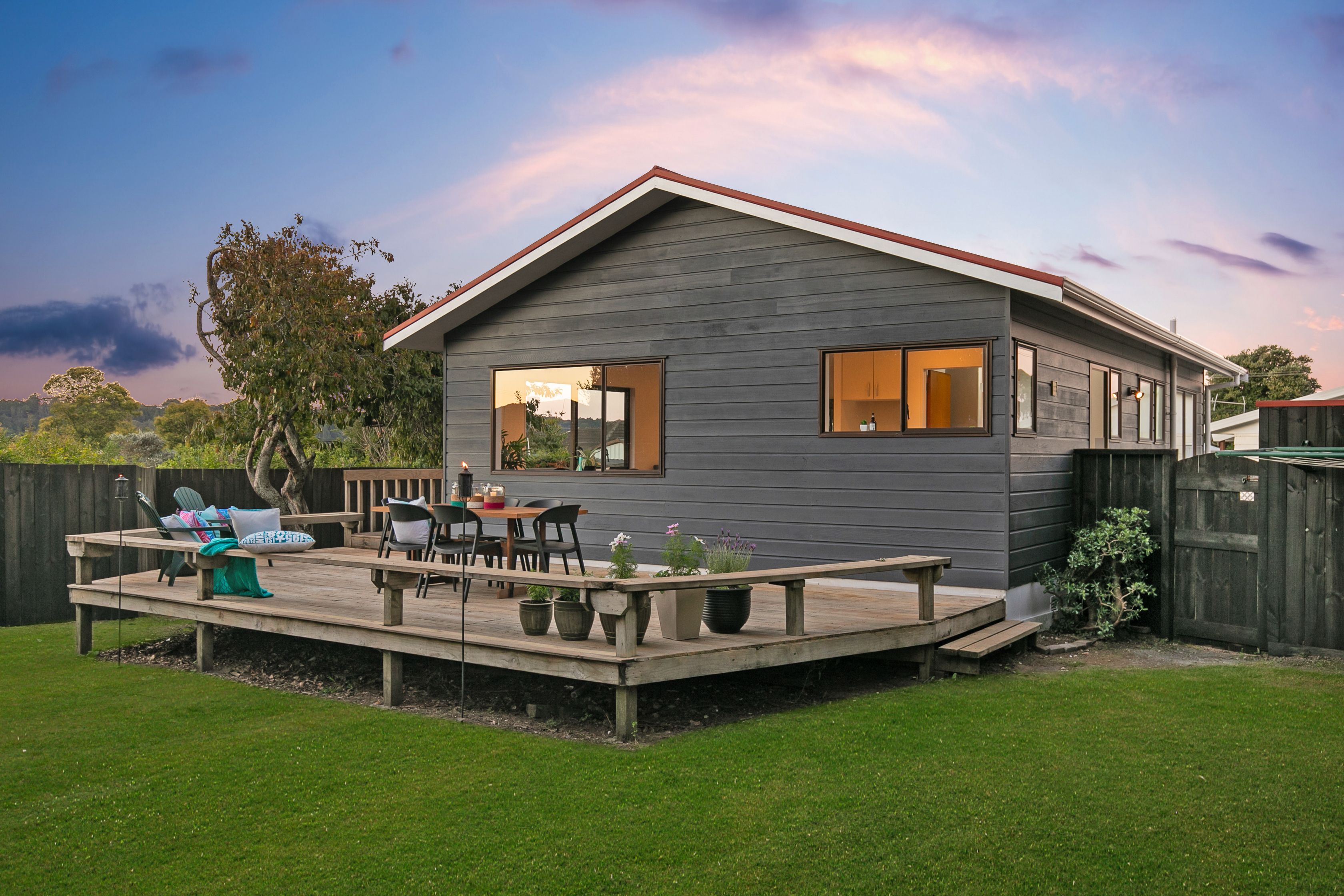2/42 Lancaster Road, Beach Haven, North Shore City