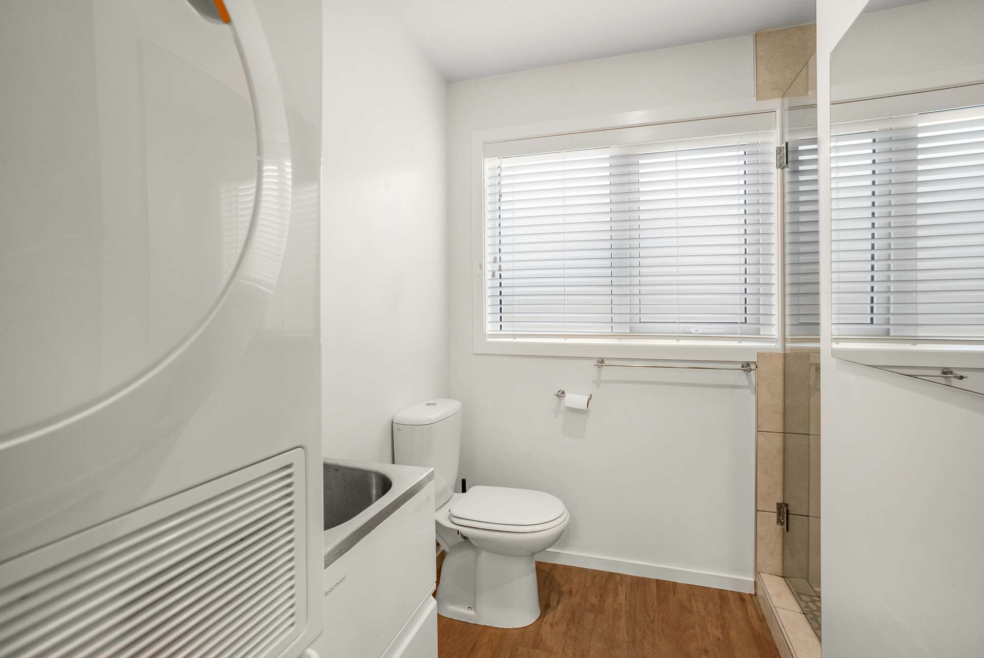 411 Muritai Road photo 9