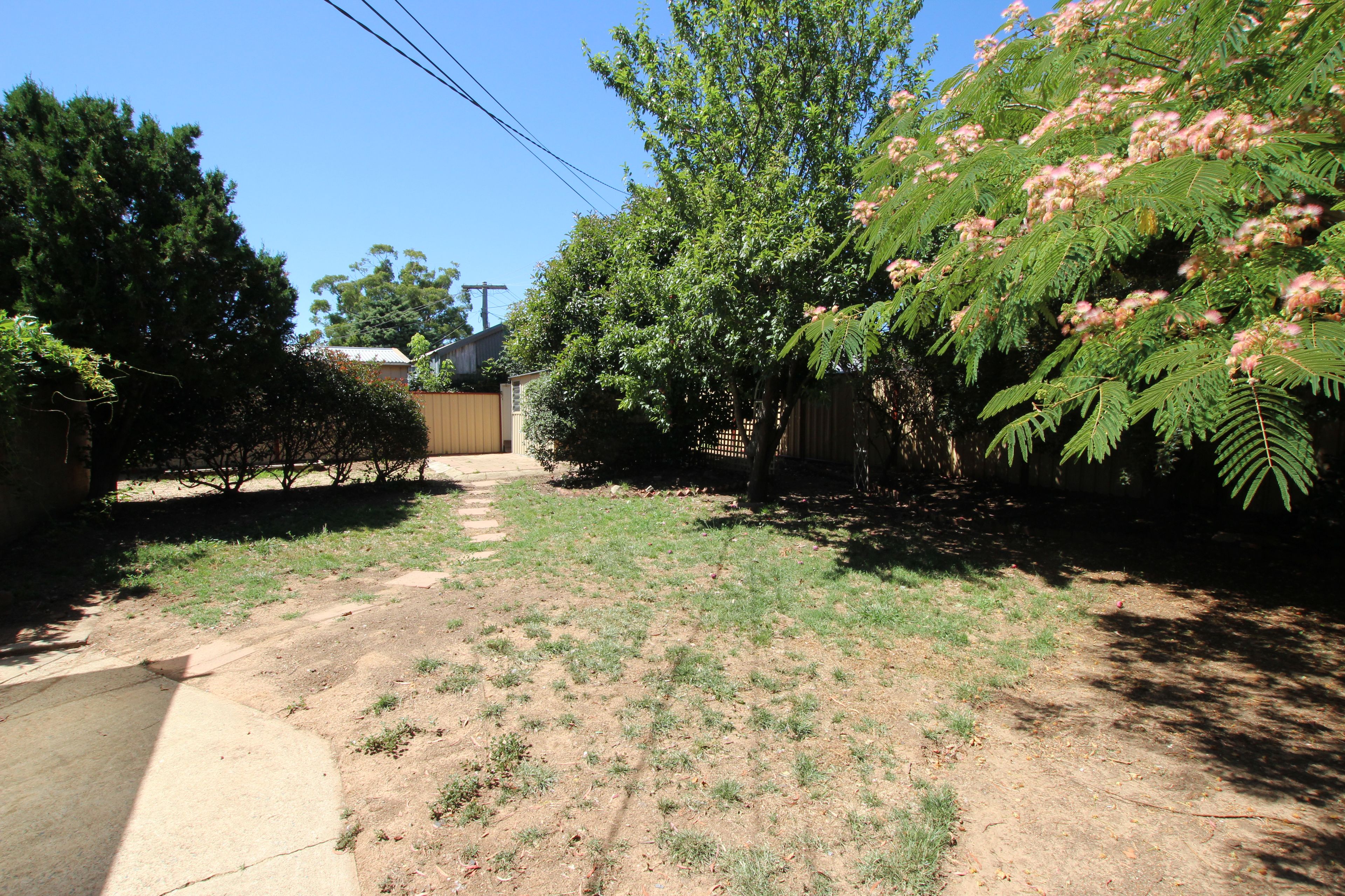 20 Diamantina Crescent — photo 22 of 24