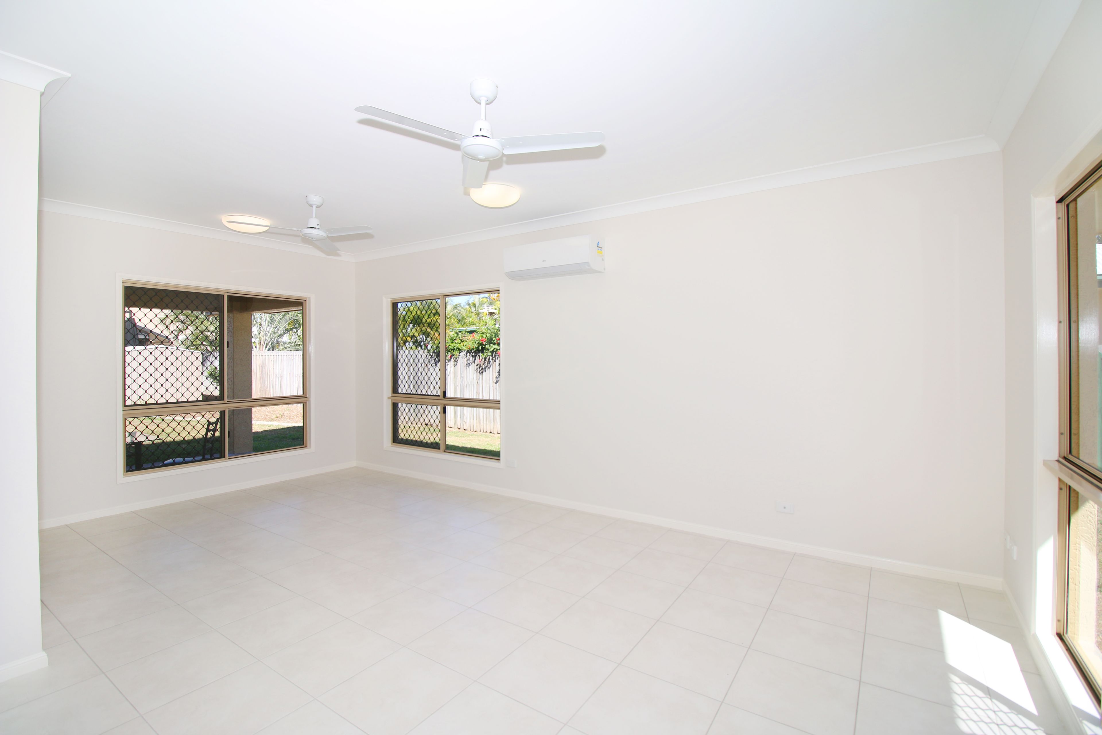 17 Lakeshore Circuit, Idalia, QLD 4811