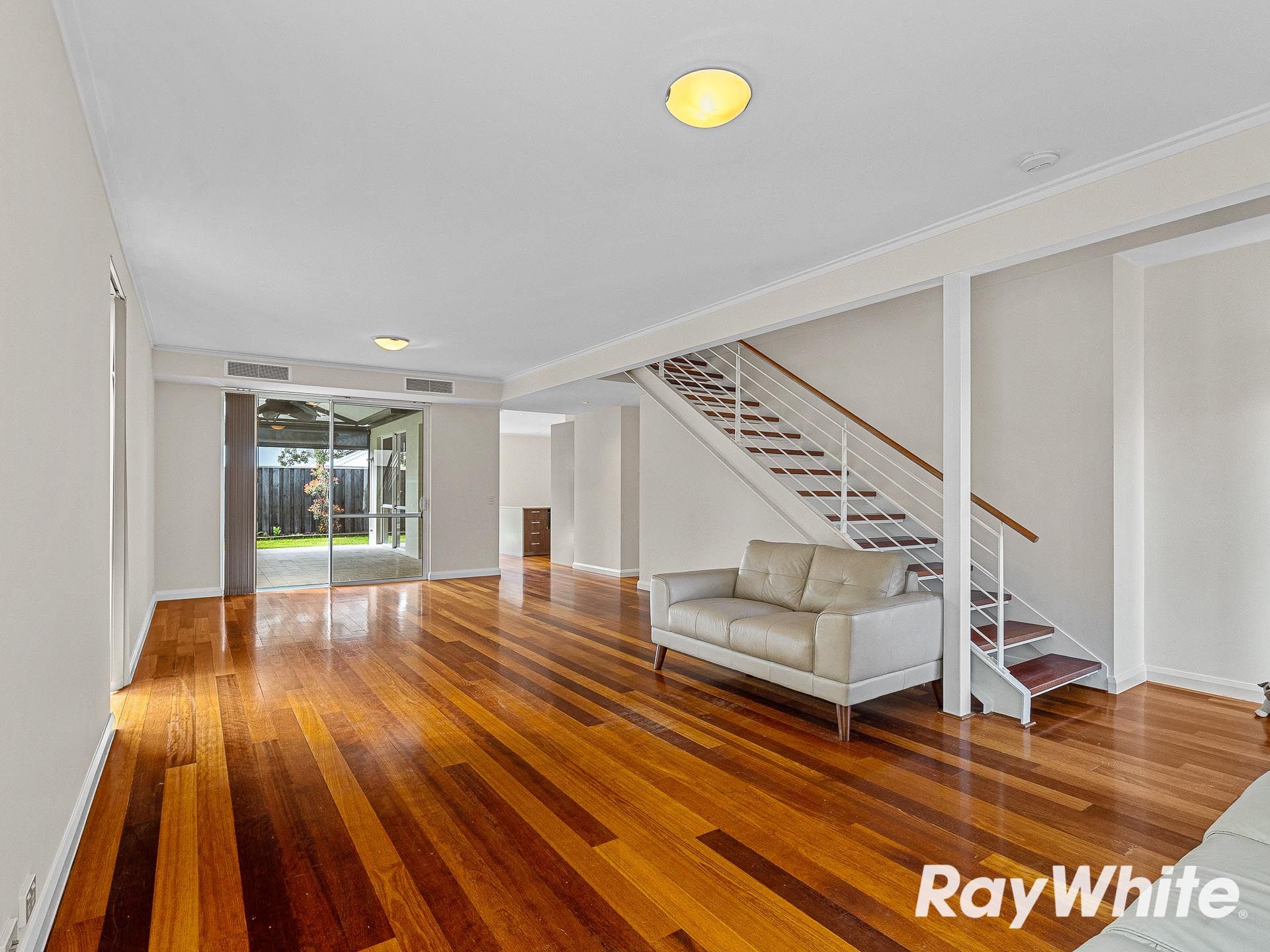 14 Whitley Place — photo 20 of 25