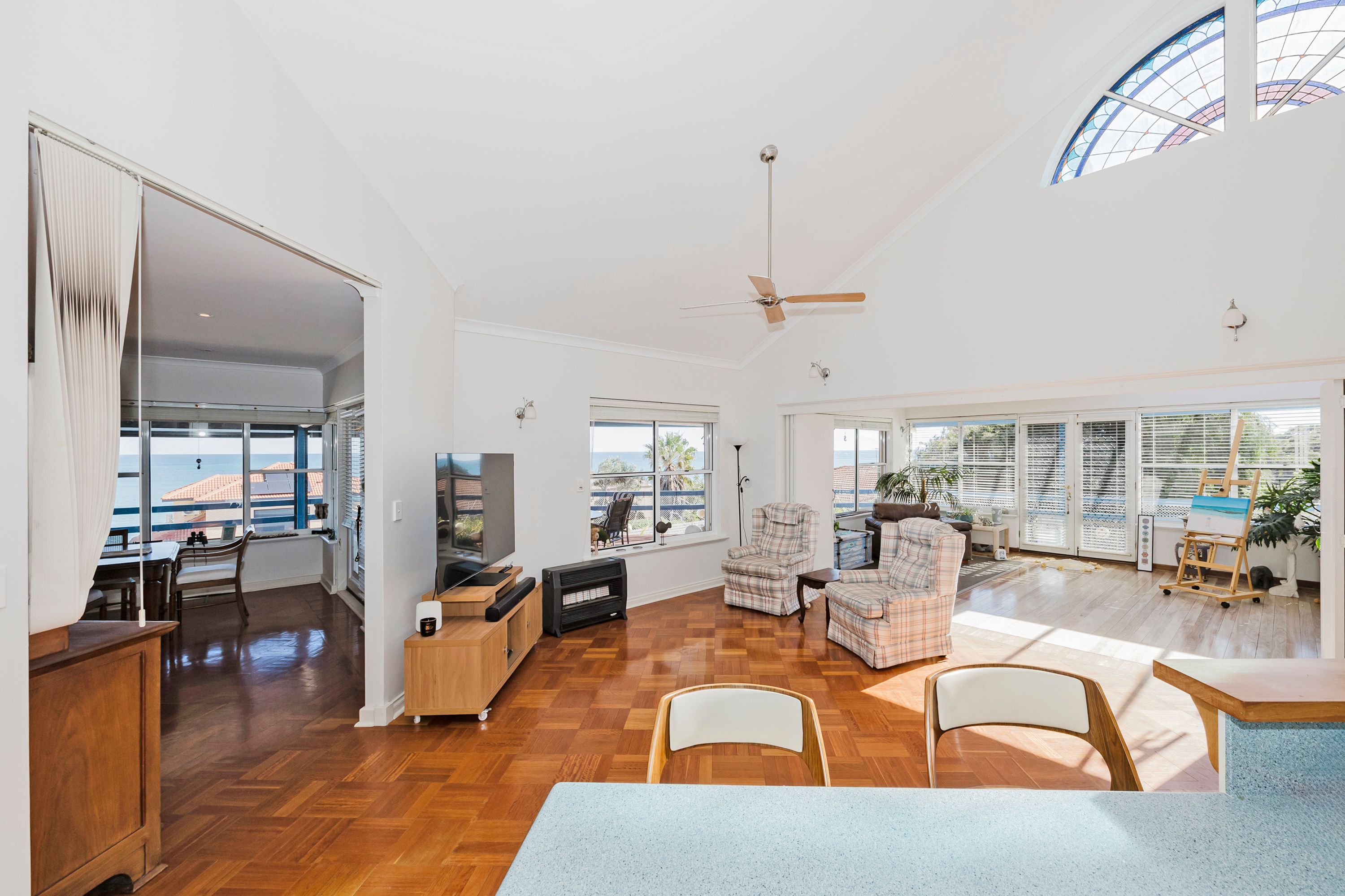 3 Robinson Avenue — photo 8 of 30