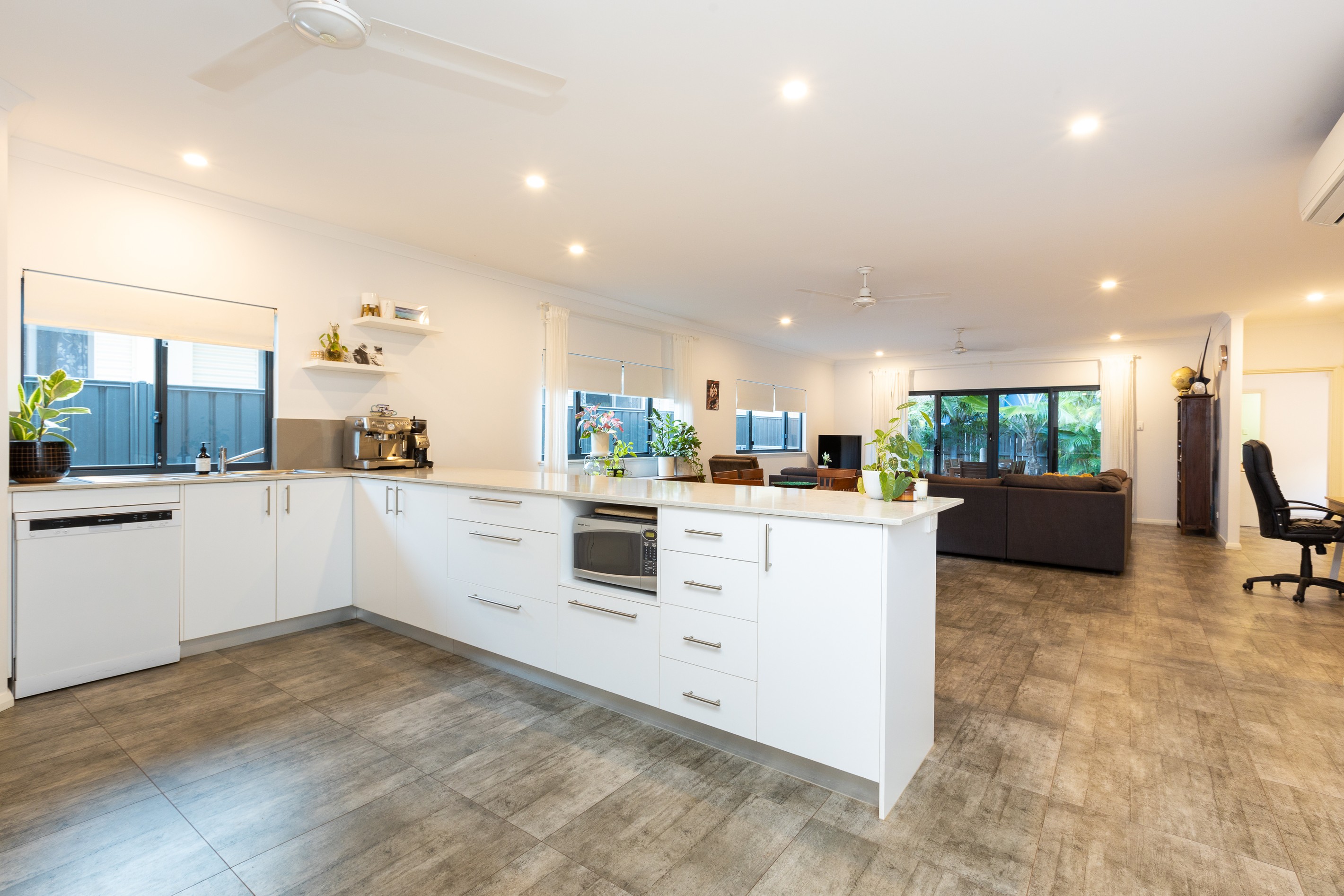 24 Tokumaru Bend, Bilingurr, WA 6725