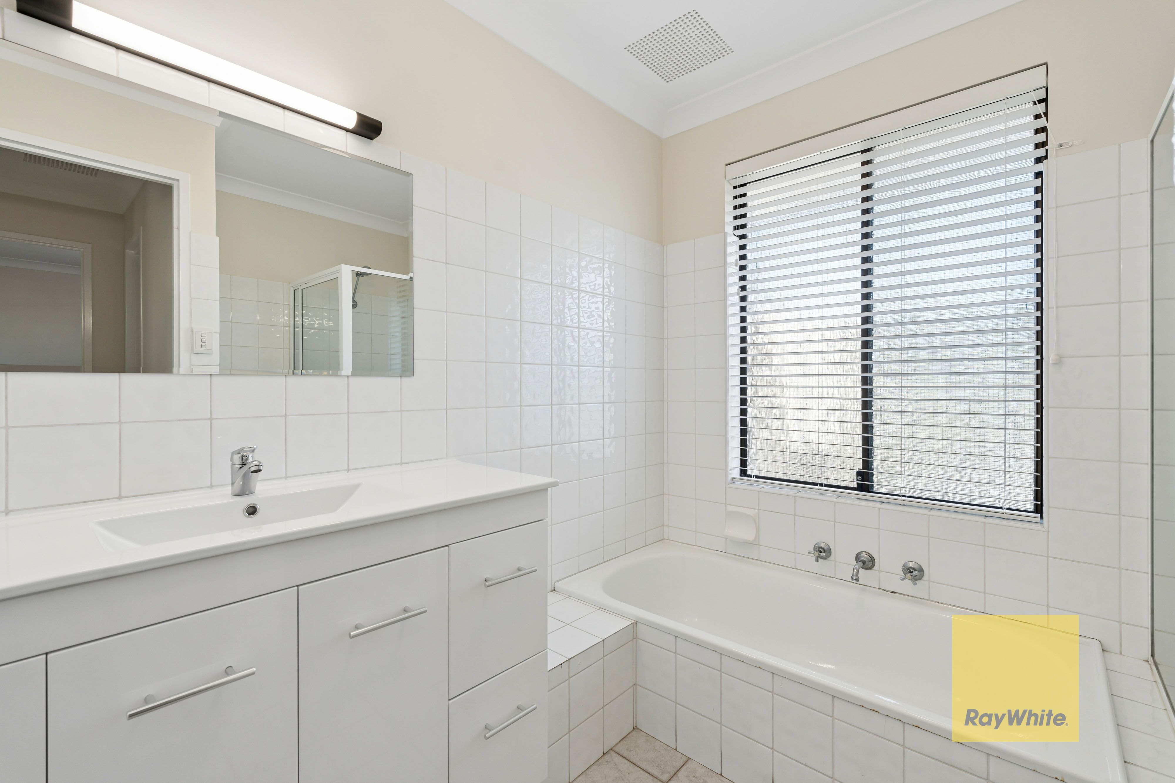 42 Kanangra Crescent — photo 15 of 18