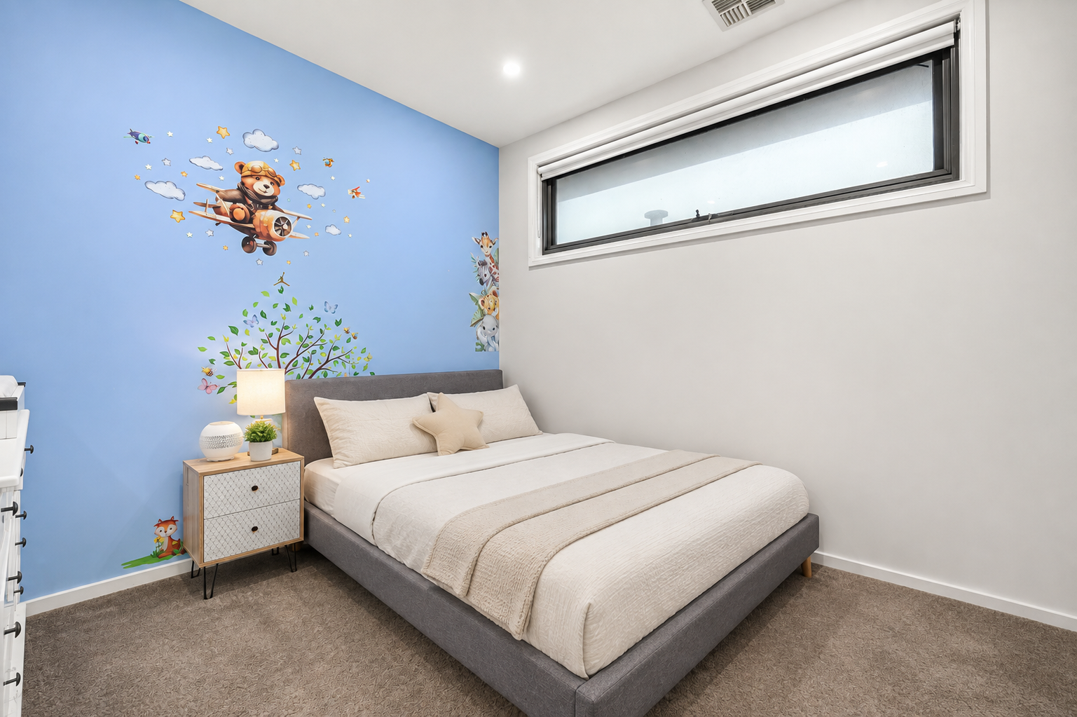 8 Gretana Street — photo 11 of 16