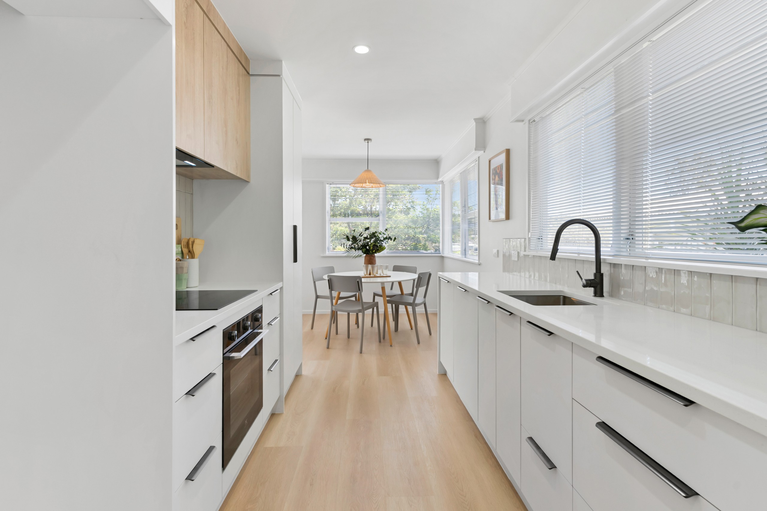 60 La Rosa Street, Green Bay, Waitakere City