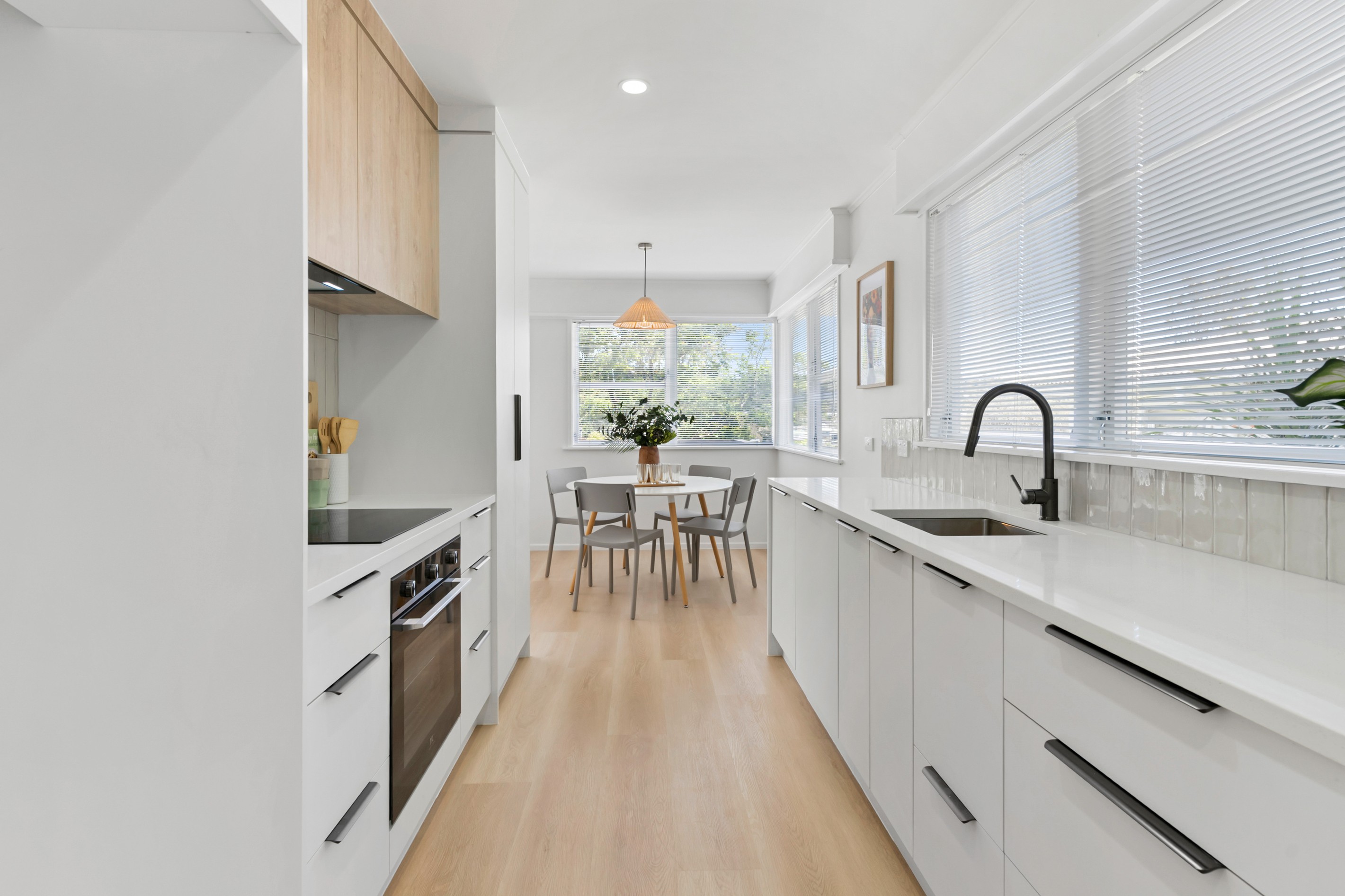 60 La Rosa Street, Green Bay, Waitakere City