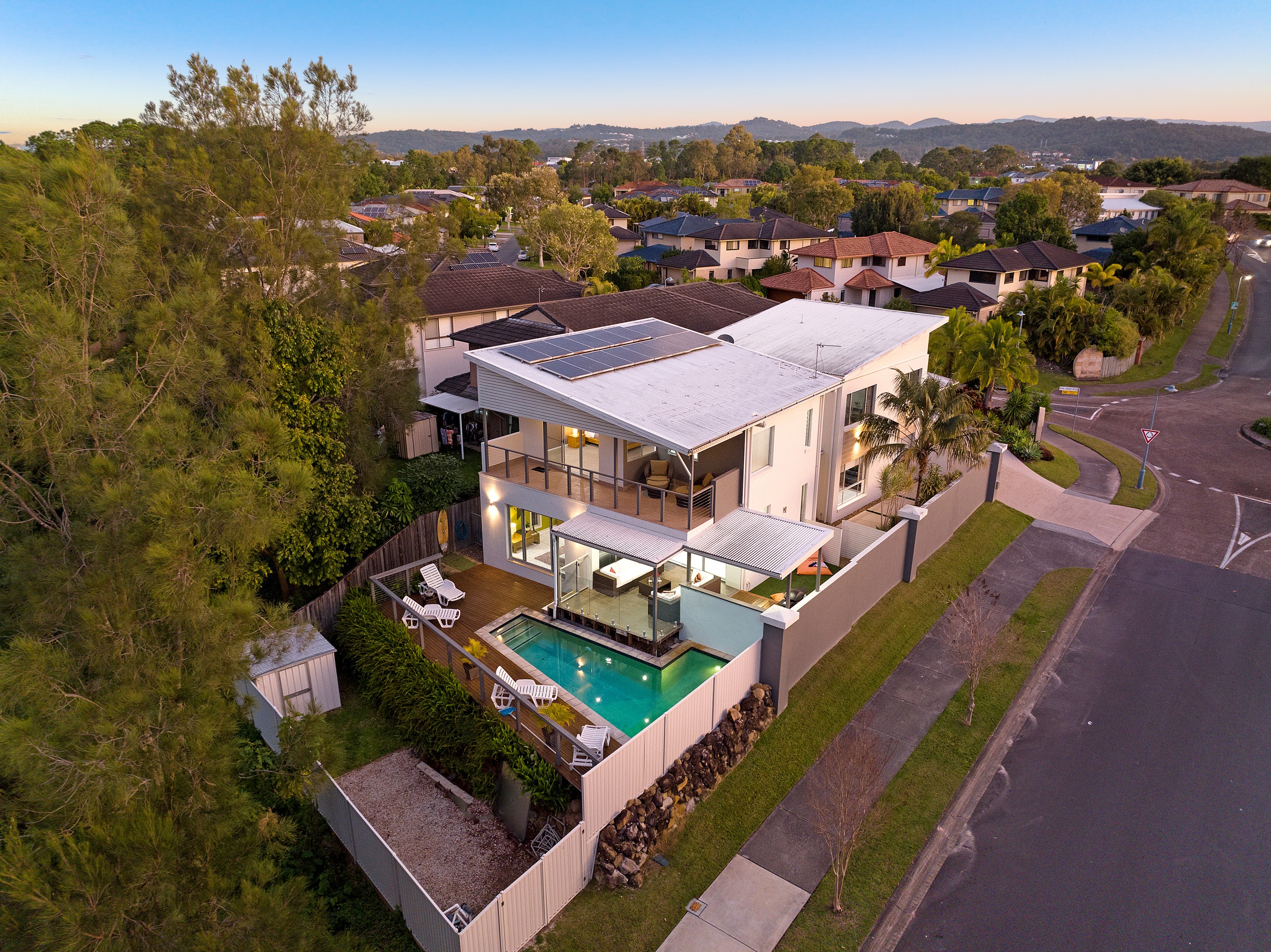 22 Geraldton Drive, Robina, QLD 4226