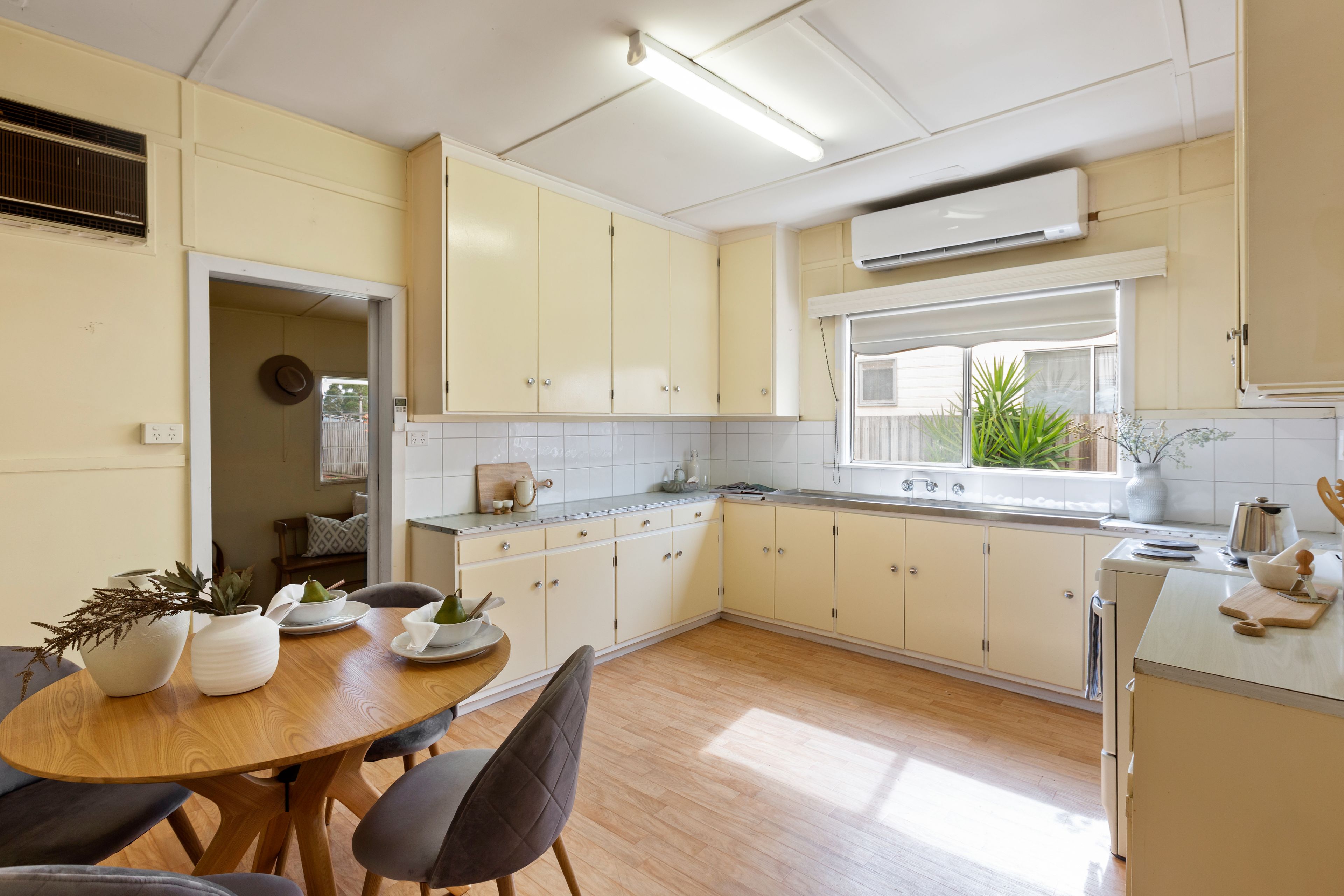 21 Kitchen Street — photo 3 of 13
