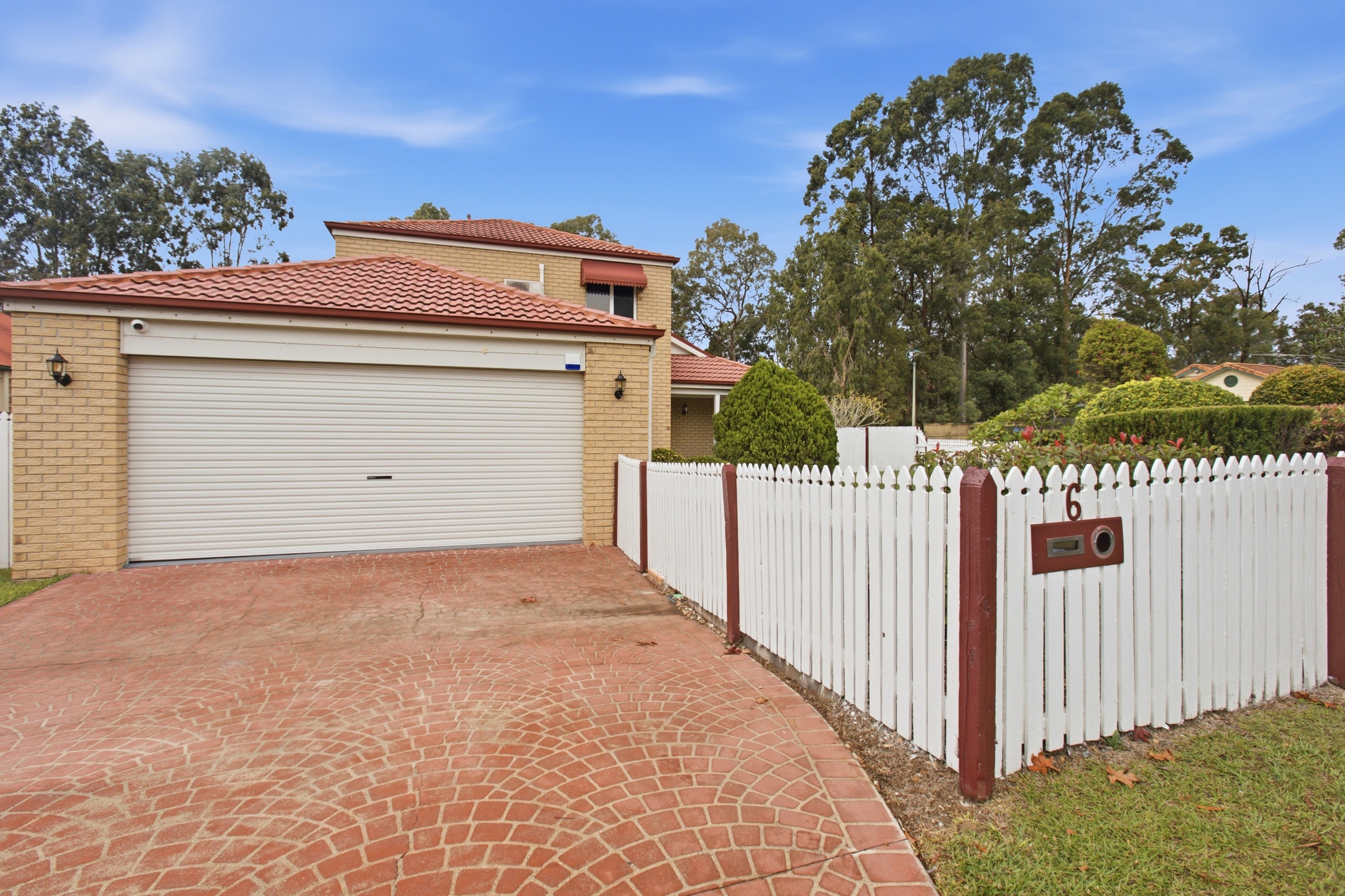 6 Birkenhead Crescent, Forest Lake, QLD 4078
