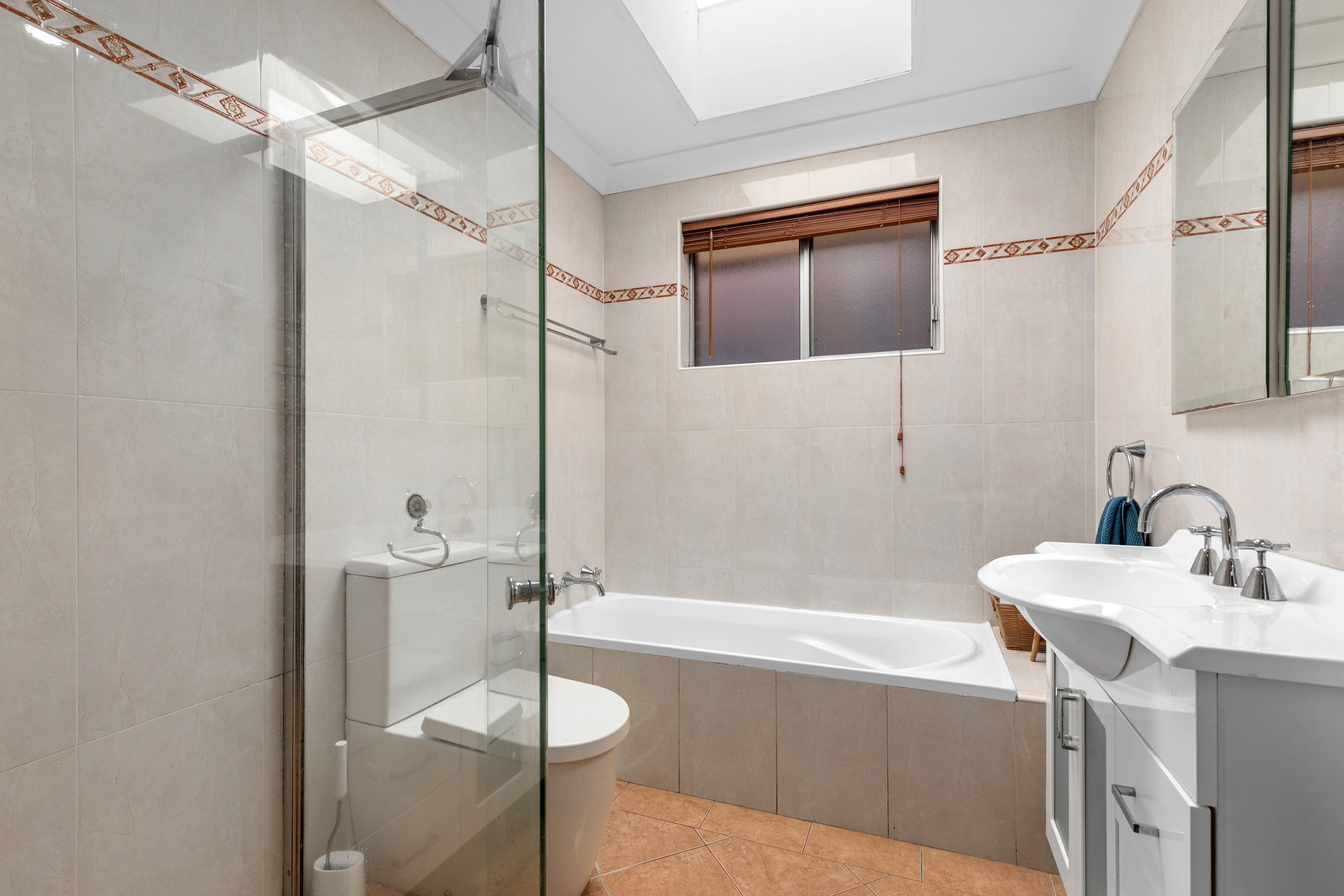 27 Beale Crescent — photo 9 of 11