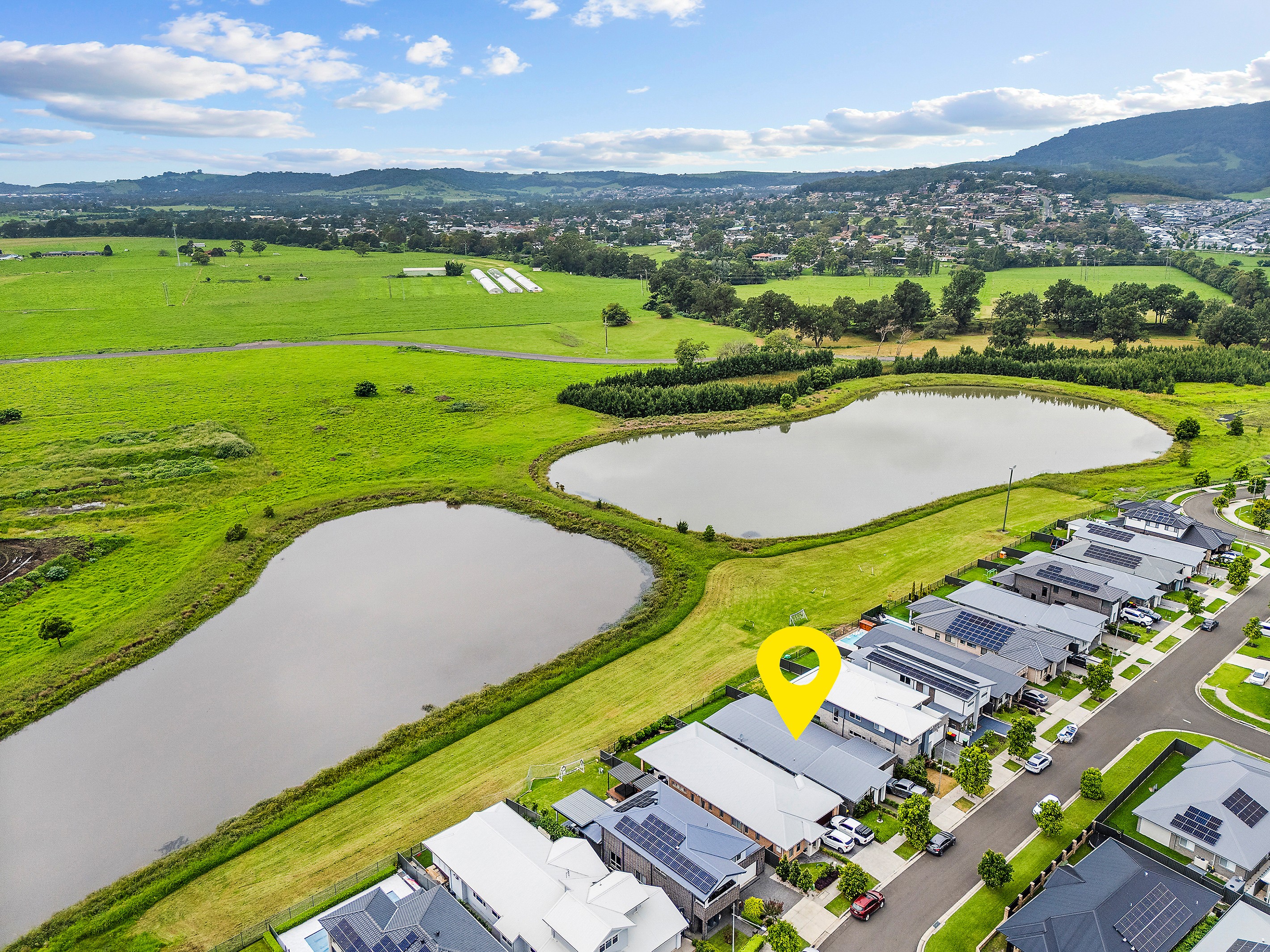 22 Bushranger Parade, Calderwood, NSW 2527
