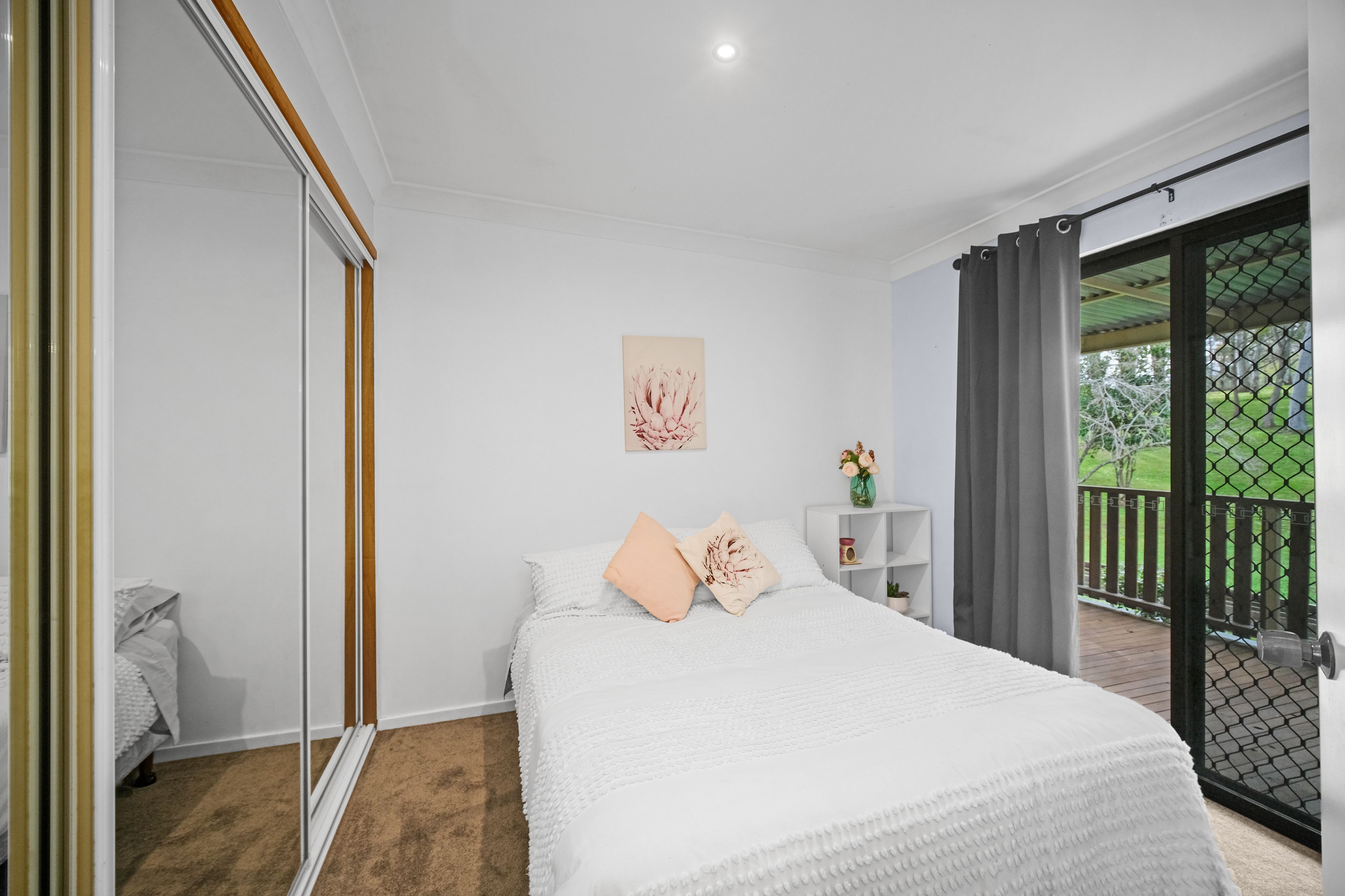 27 Claxton Street — photo 12 of 27